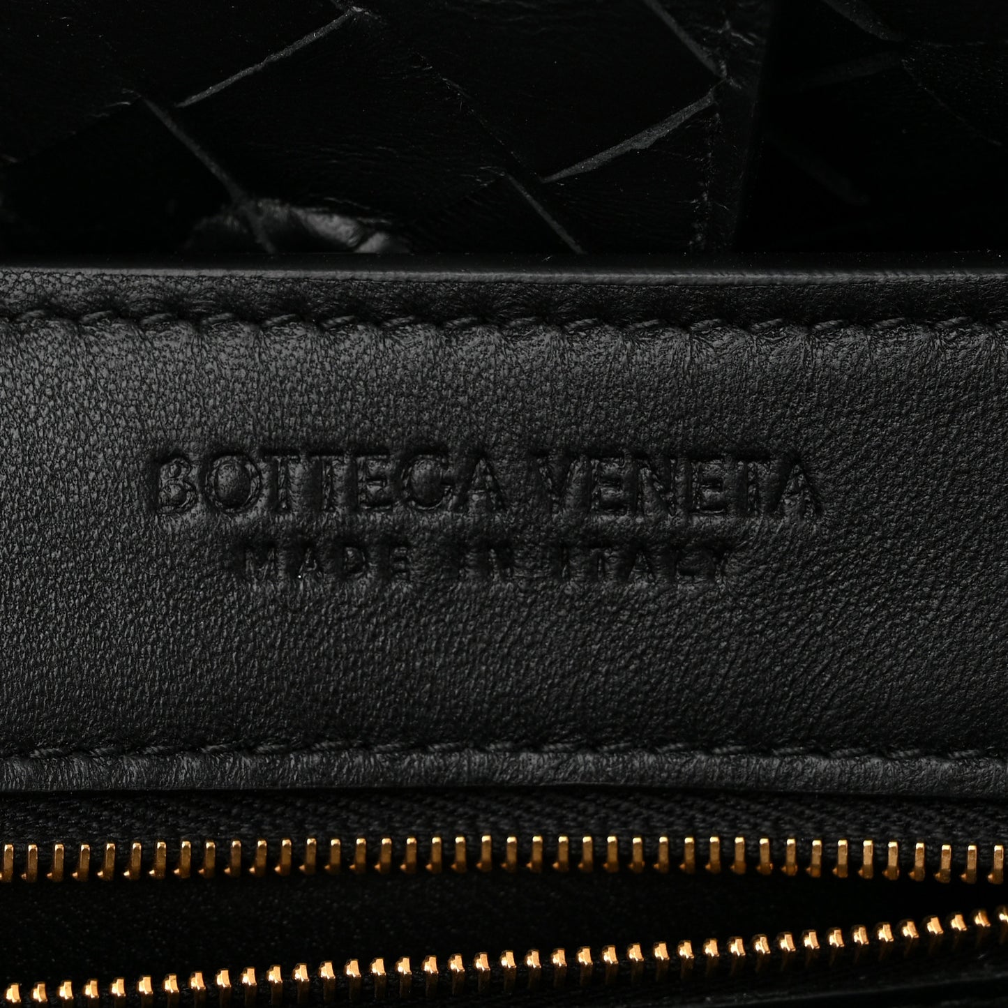 Nappa Intrecciato Medium Andiamo Shoulder Bag Black