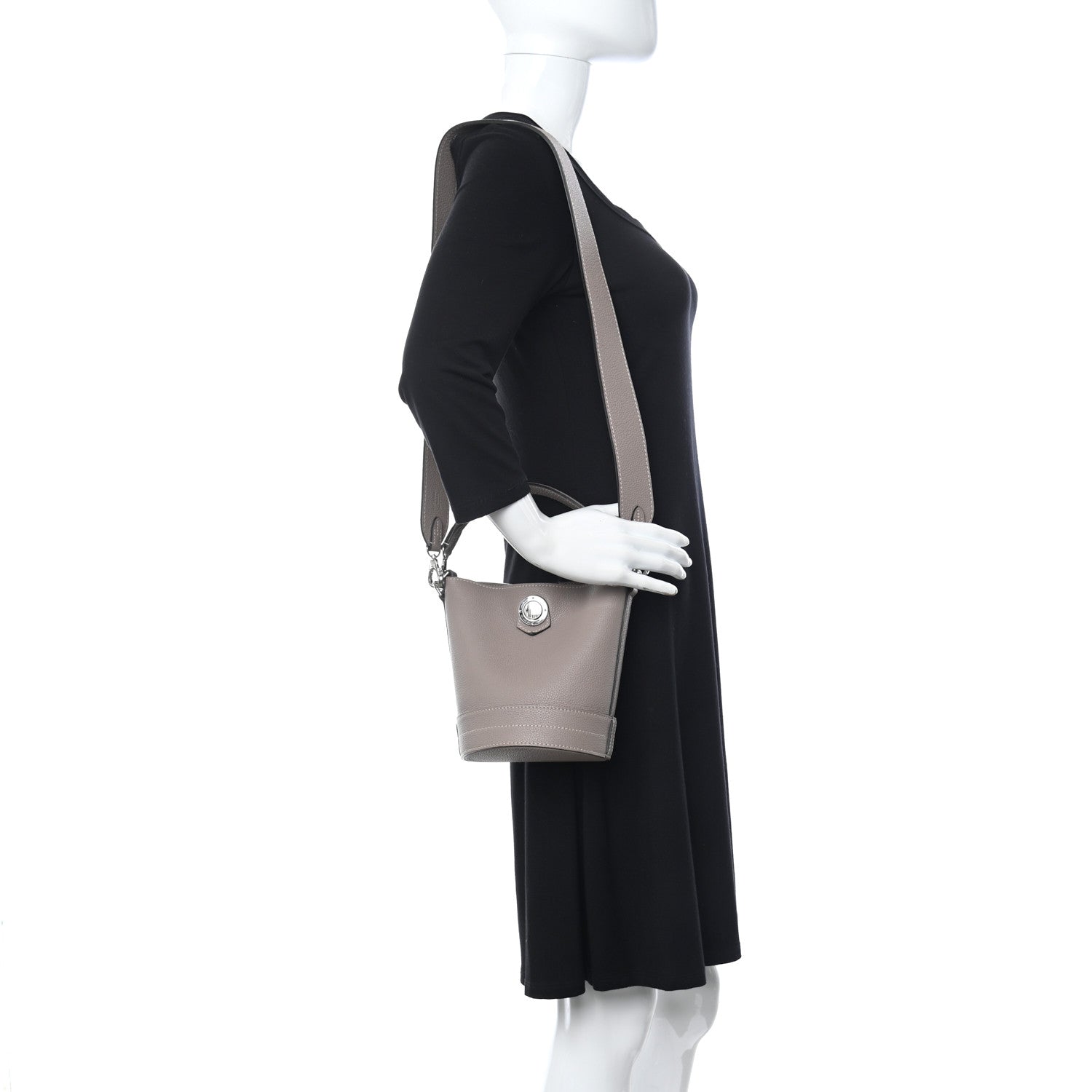Moynat Taurillon Blush Baluchon BB Tourterelle 2 of 9