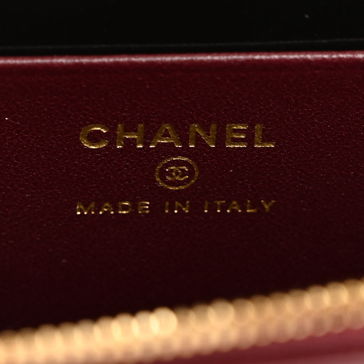 Calfskin Crocodile Embossed Crococo Exoticoco Vanity With Chain  Dark Burgundy