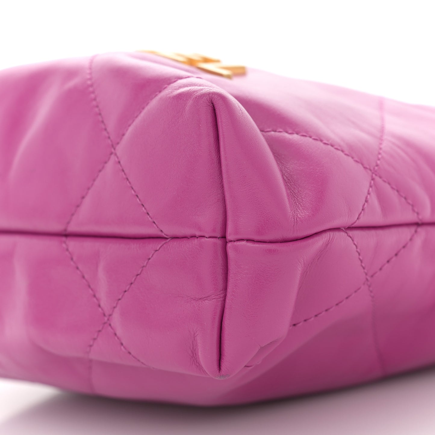 Shiny Calfskin Quilted Mini Chanel 22 Purple