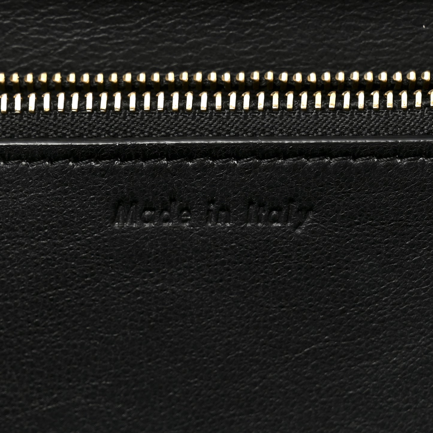 Box Calfskin Medium Classic Box Flap Bag Black