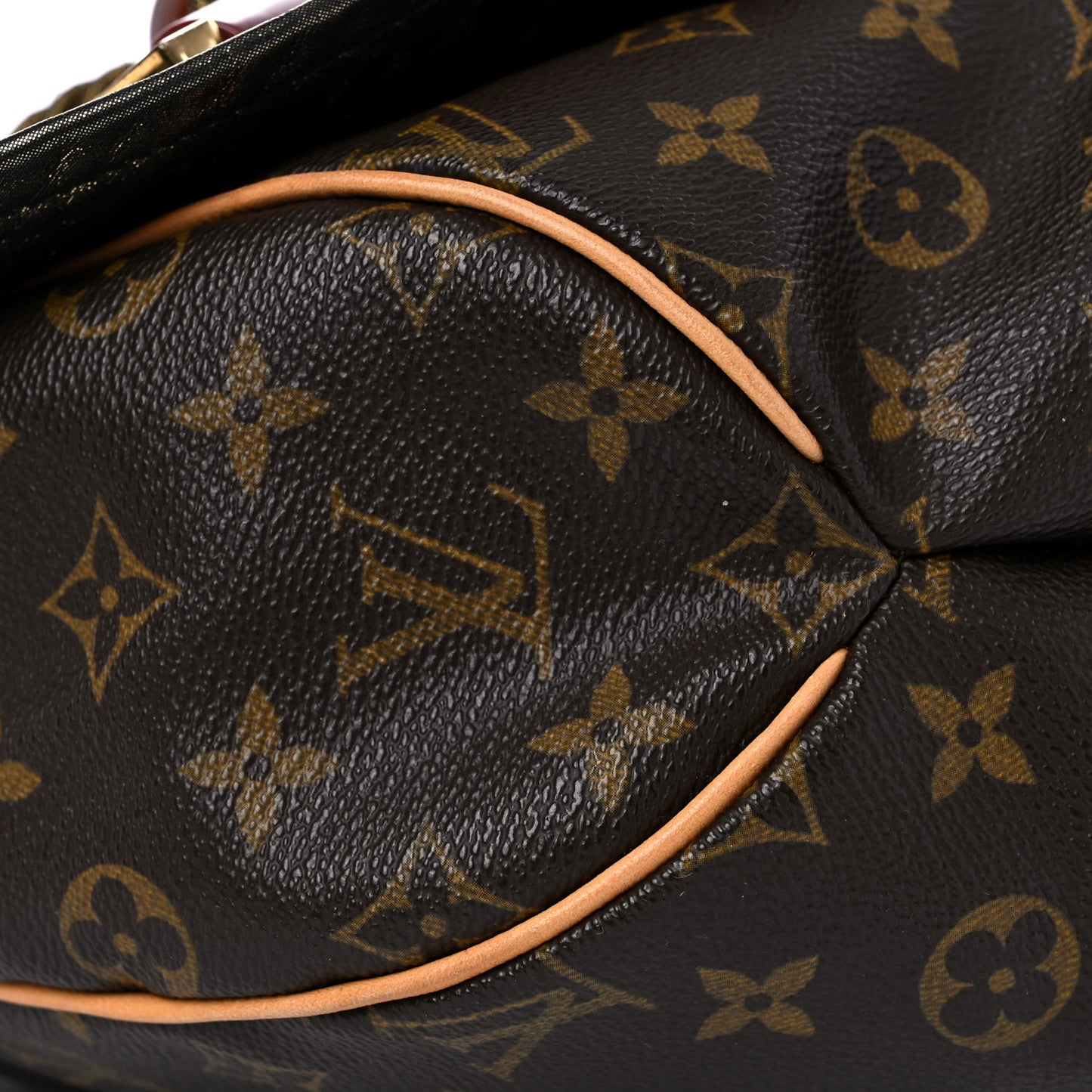 Monogram Kalahari GM