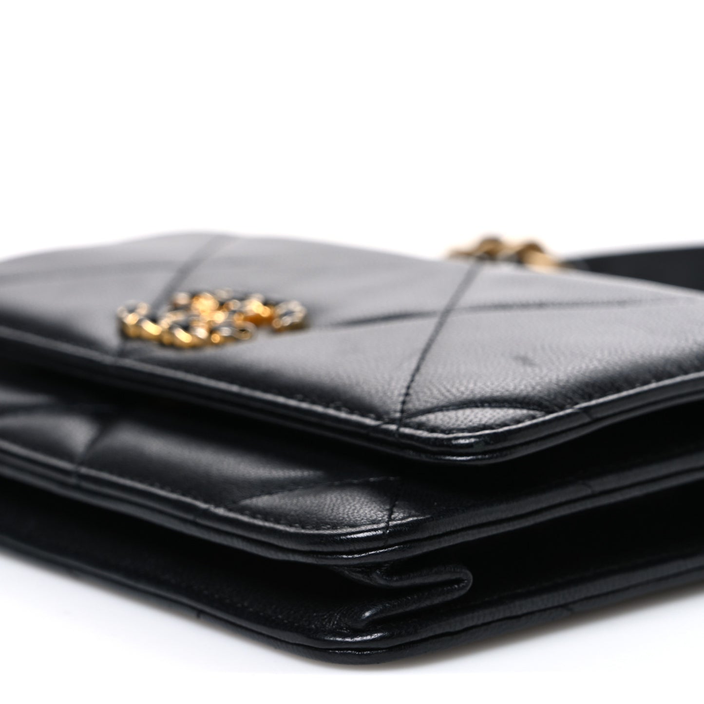 Goatskin Quilted Chanel 19 Wallet On Chain WOC Black