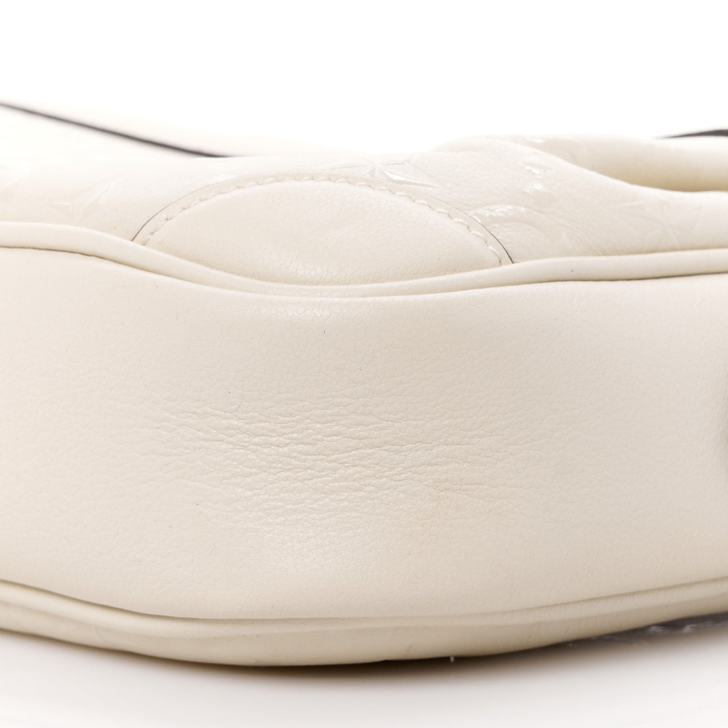 Wonka Grain Calfskin GG Monogram Star Embossed Small GG Shoulder Bag White