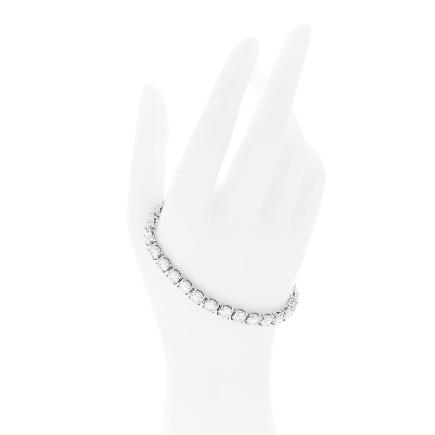 Platinum Diamond 17.16ctw Tennis Bracelet