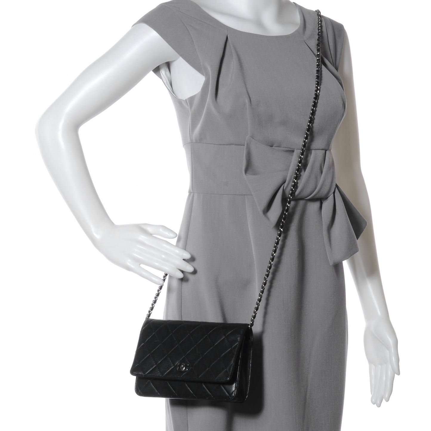 Lambskin Quilted Wallet On Chain WOC Black