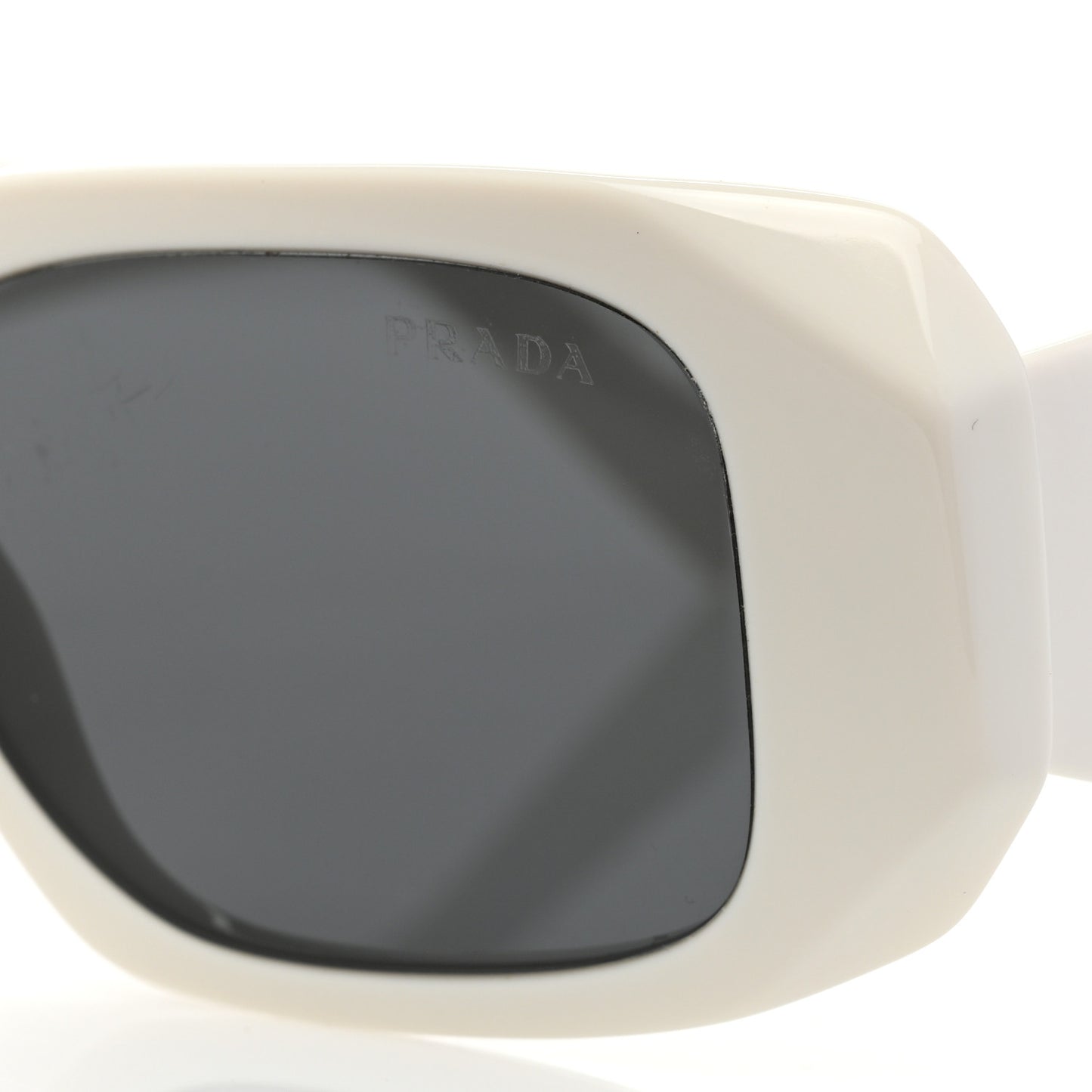 Acetate Symbole Sunglasses SPR 17W White
