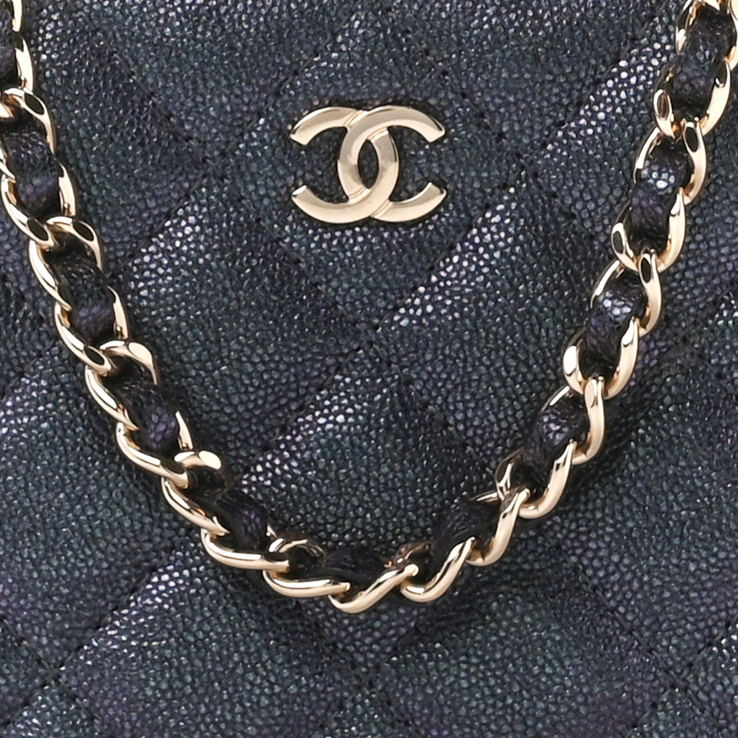 Iridescent Caviar Quilted Small Clutch With Chain Black