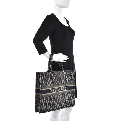 Christian Dior Oblique Book Tote Blue Multicolor 2 of 8