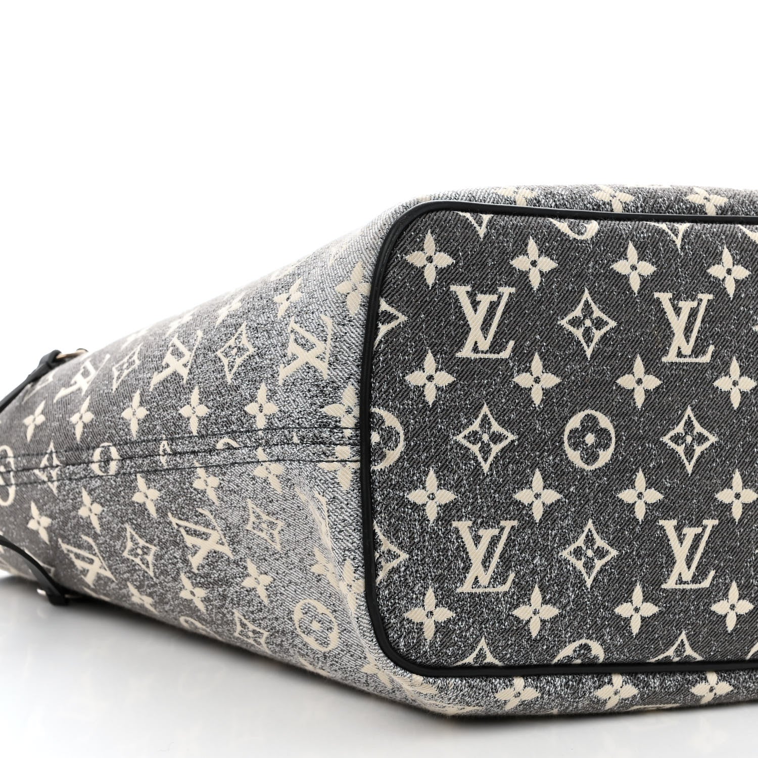 Louis Vuitton Denim Monogram Jacquard Neverfull MM Grey 10 of 11