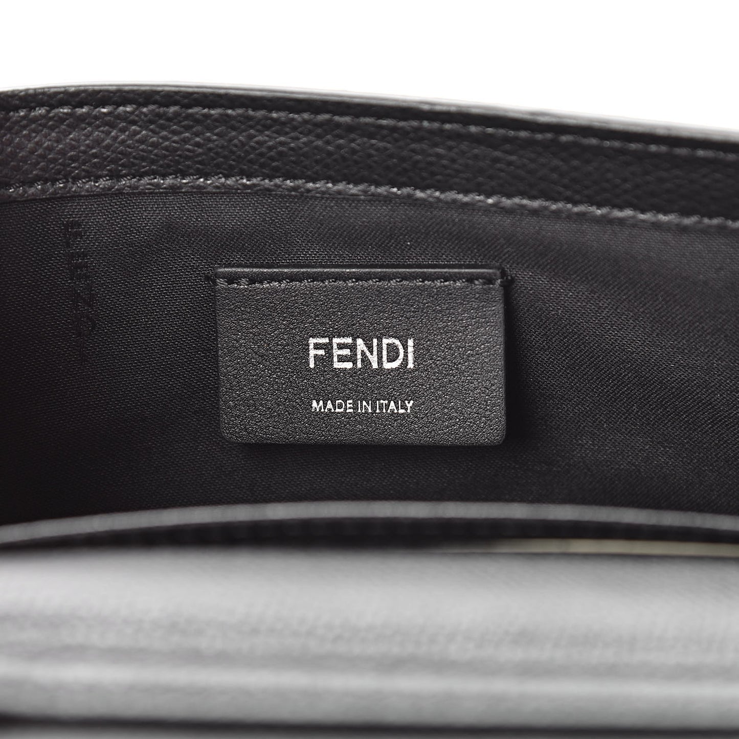 Vitello Cruise F is Fendi Wallet on Chain Black