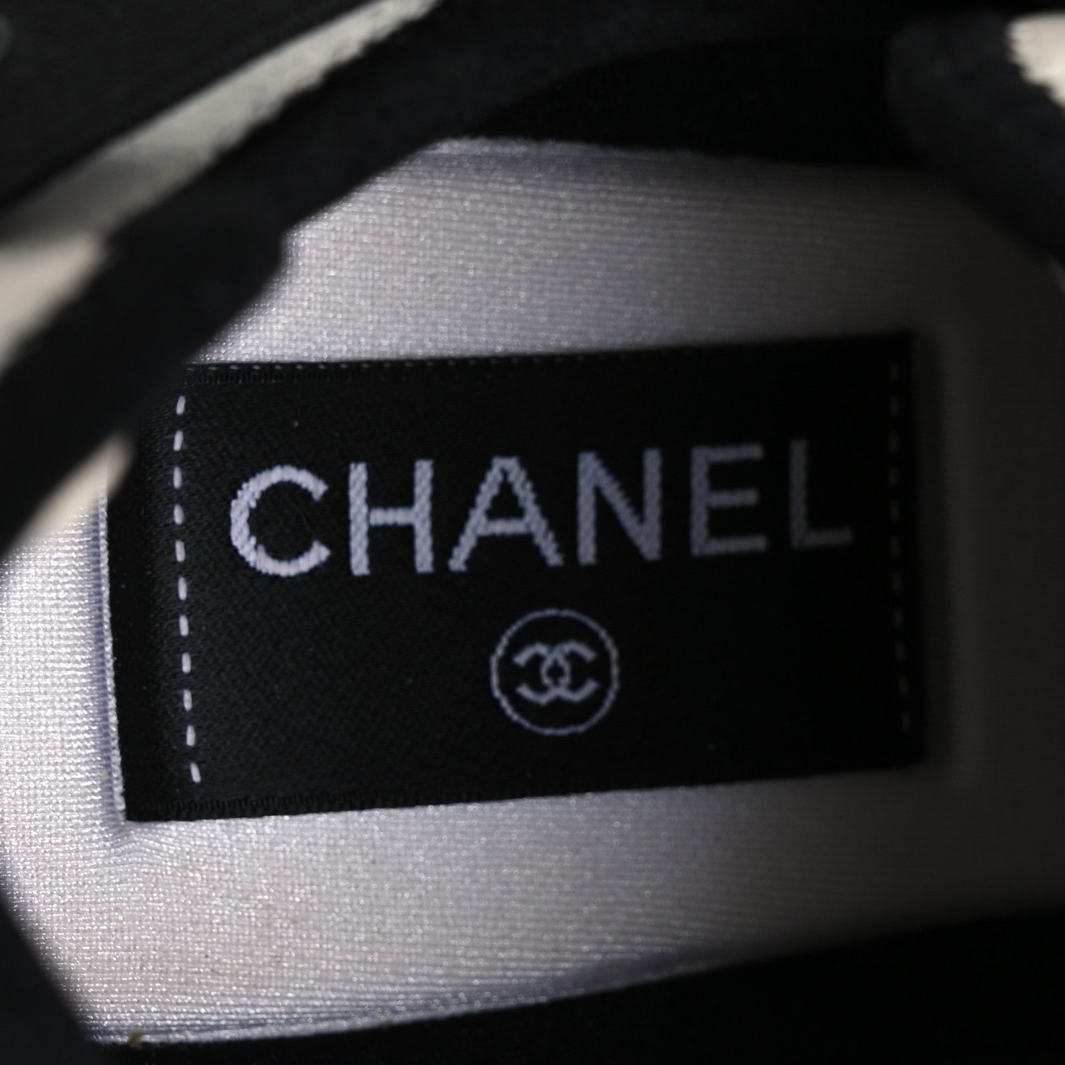 Chanel Suede Calfskin Mixed Fibers CC Sneakers 40 Ivory Green Light Blue 9 of 11