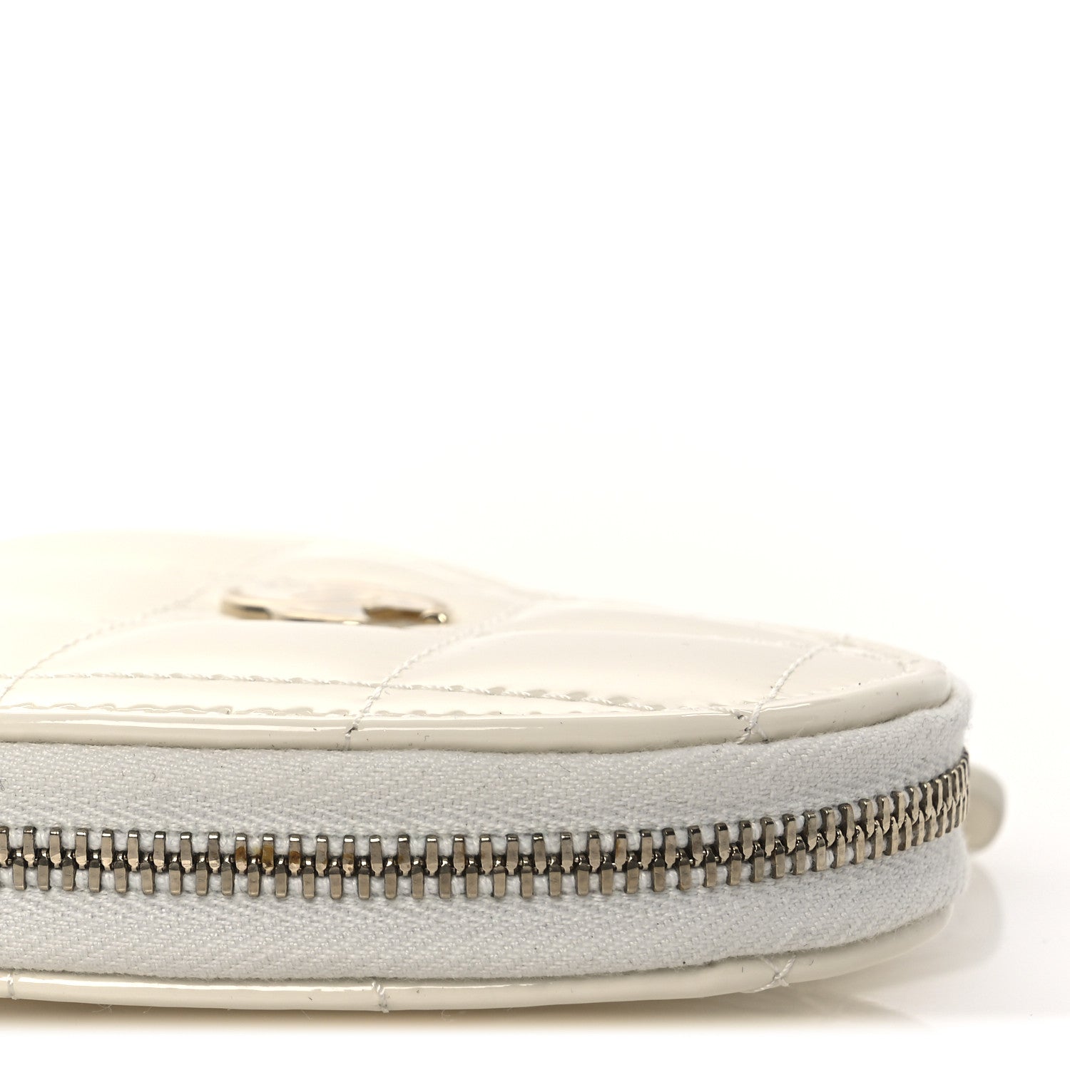 Chanel Patent Calfskin Resin Quilted CC Heart Clutch With Chain Black 17 of 21