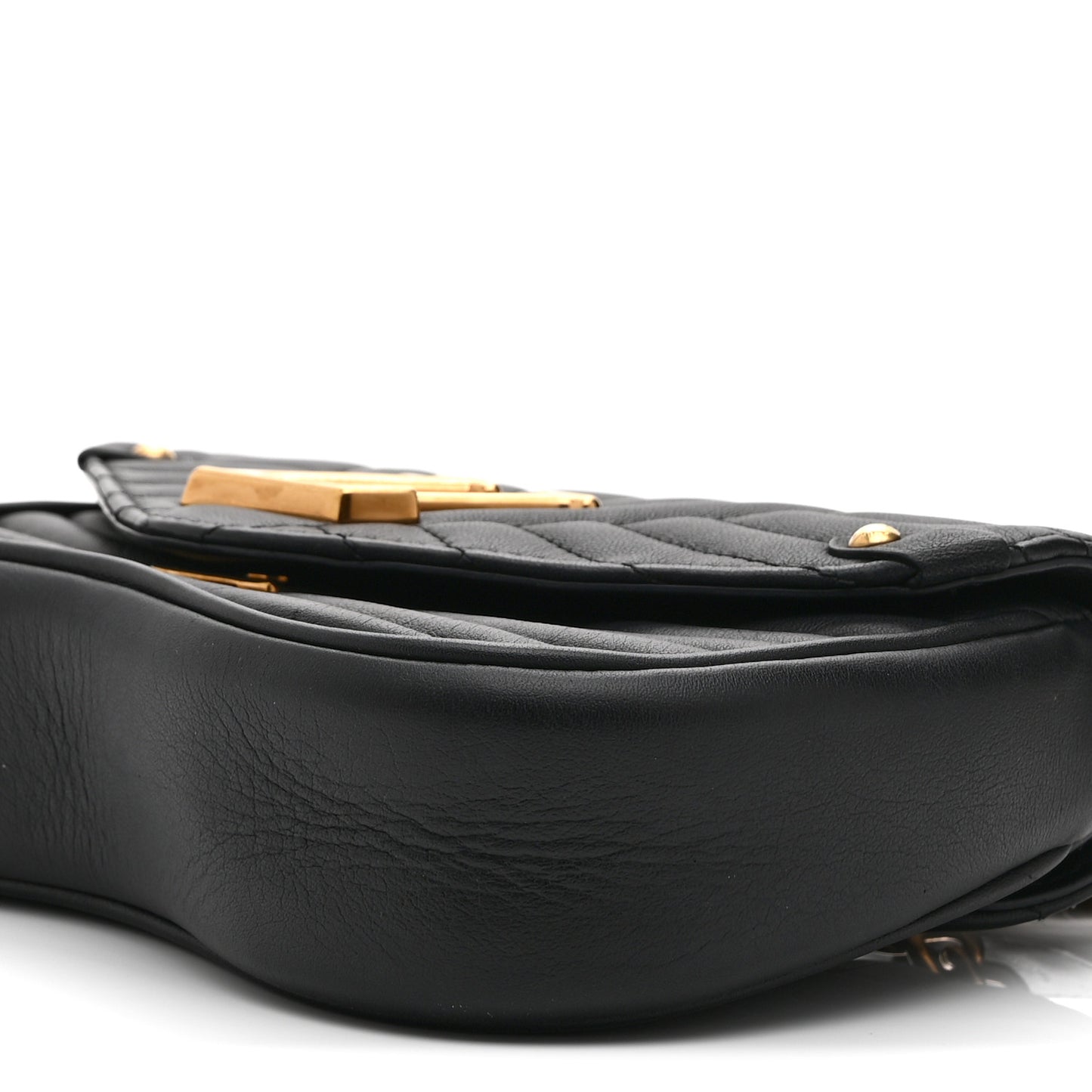 Calfskin New Wave Chain PM Black