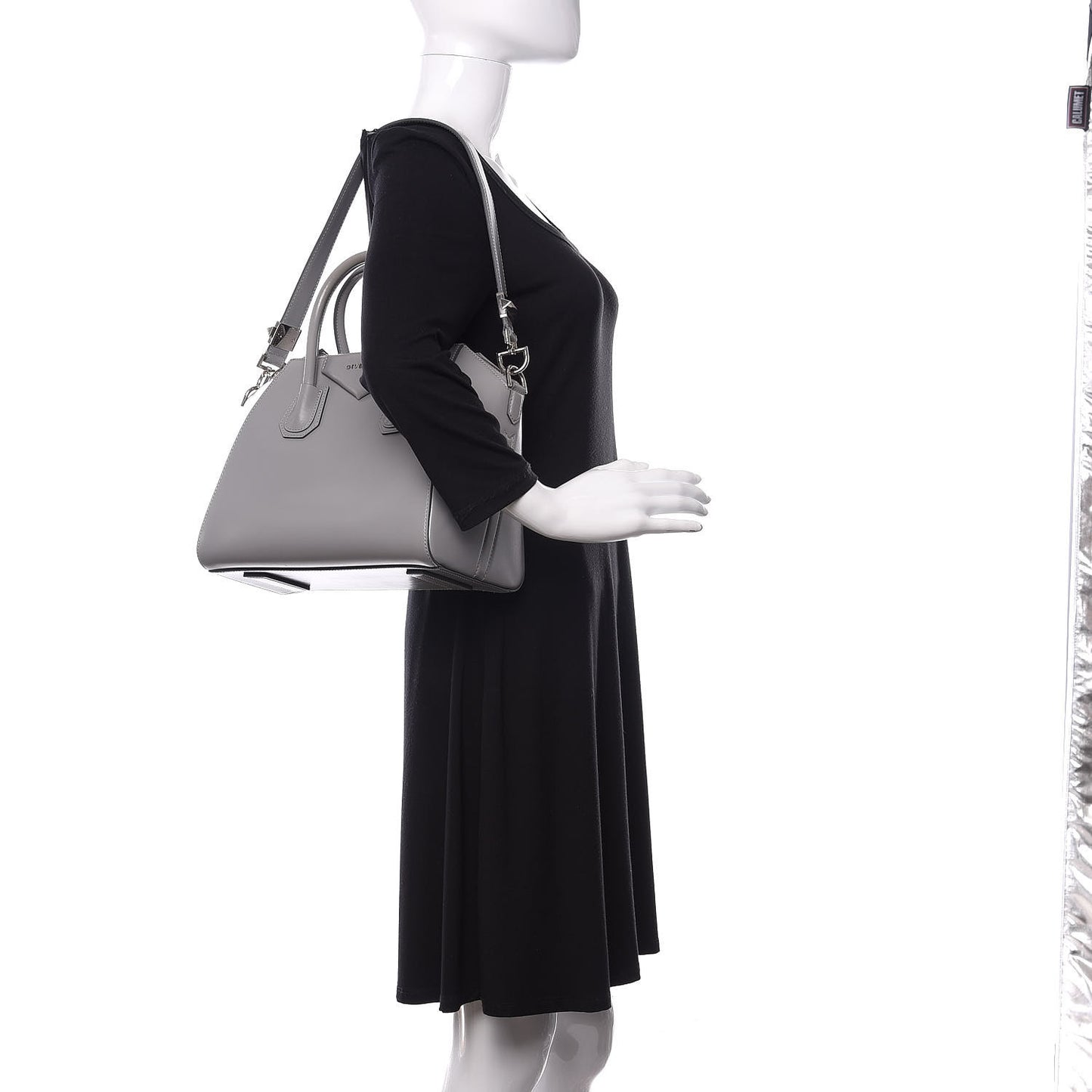 Shiny Lord Calfskin Small Antigona Pearl Grey
