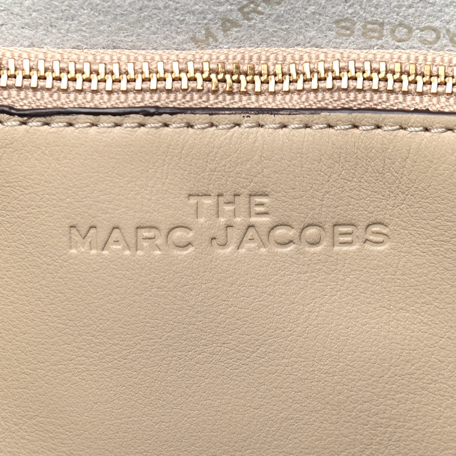 Marc Jacobs Calfskin Kiss Lock Color Block tote White Beige 7 of 10