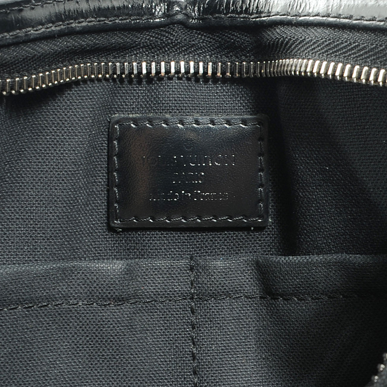 Louis Vuitton Damier Graphite Thomas 6 of 7