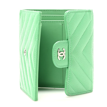 Chanel Caviar Flat Chevron Quilted Card Holder Wallet Green 5 of 7