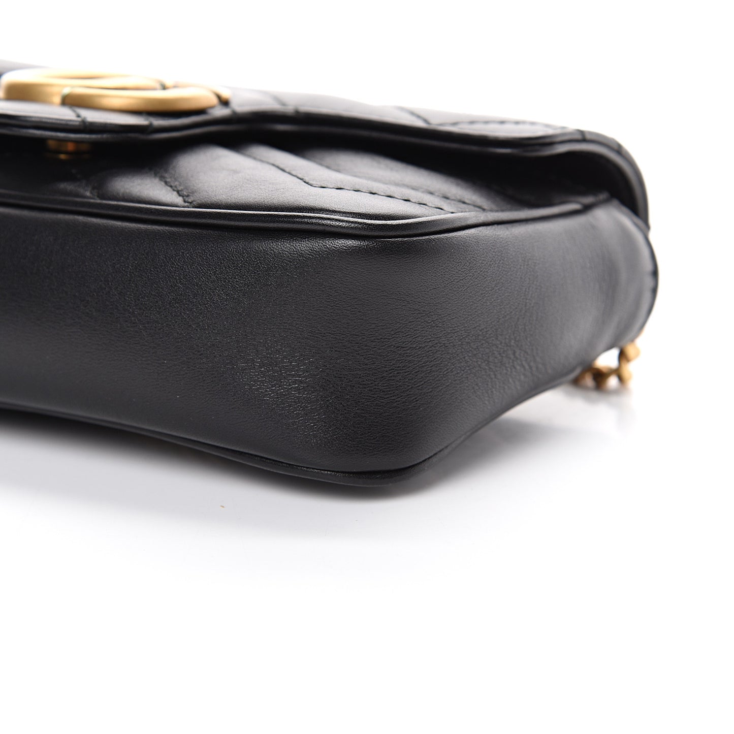 Calfskin Matelasse Super Mini GG Marmont Shoulder Bag Black
