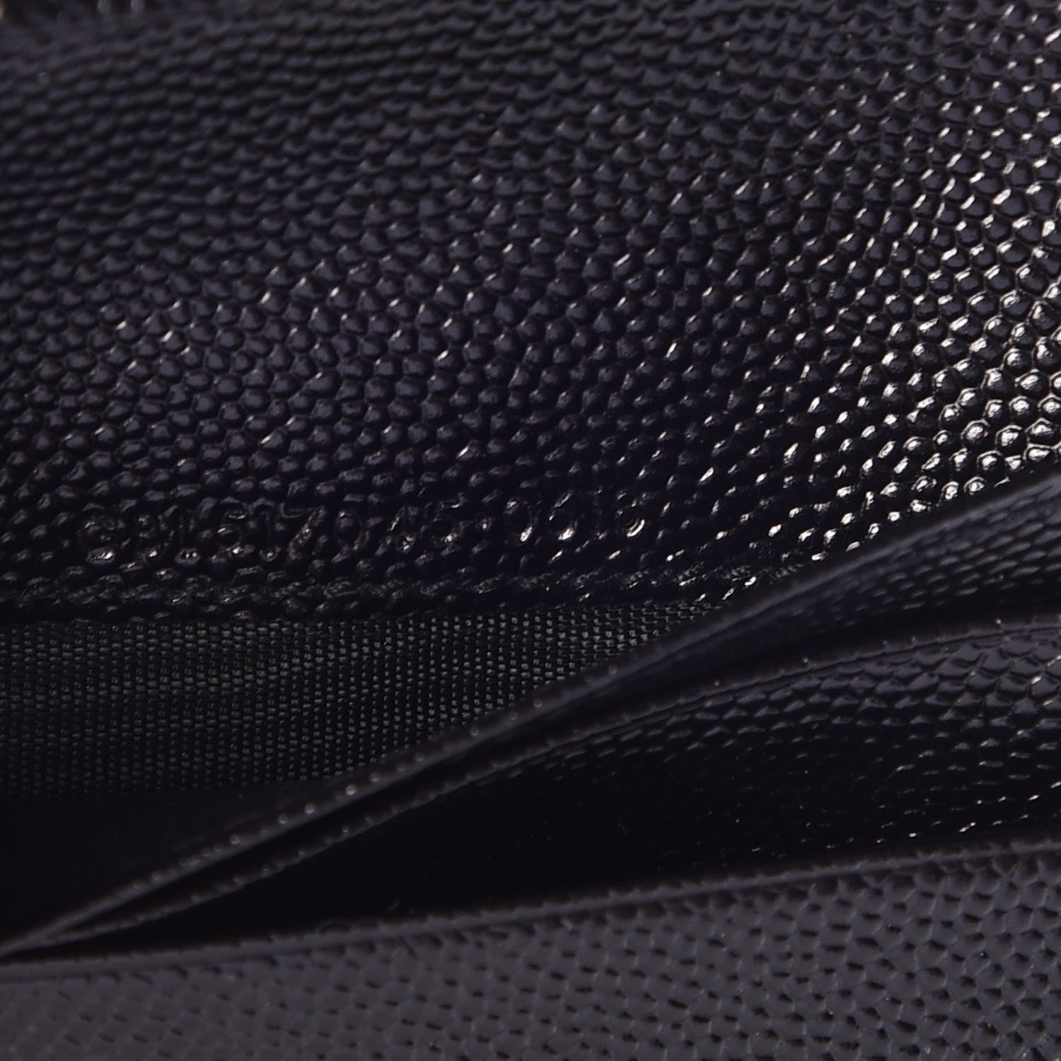 Saint Laurent Grain De Poudre Matelasse Chevron Monogram Zipped Card Case Black 7 of 7