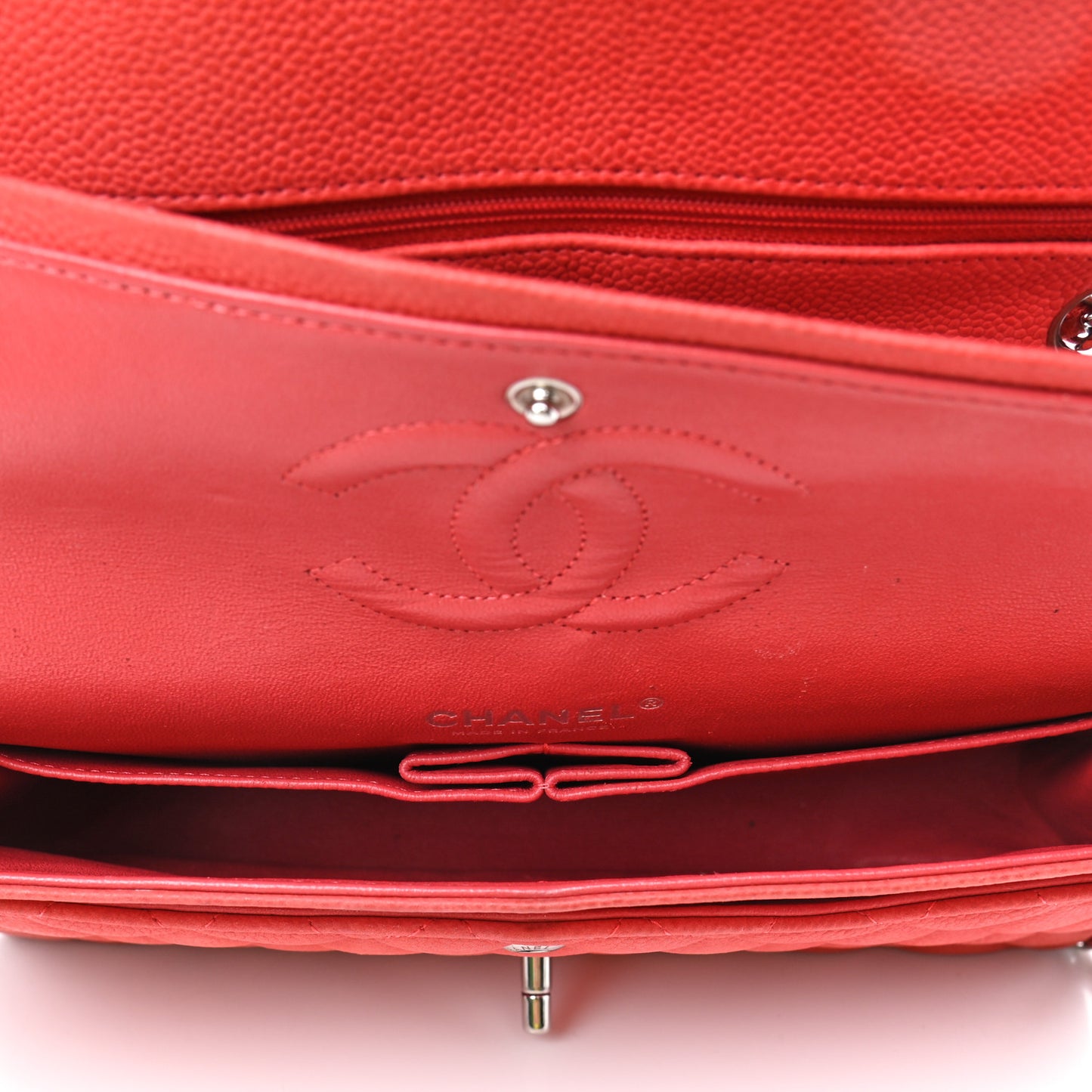 Iridescent Caviar Quilted Medium Double Flap Dark Pink