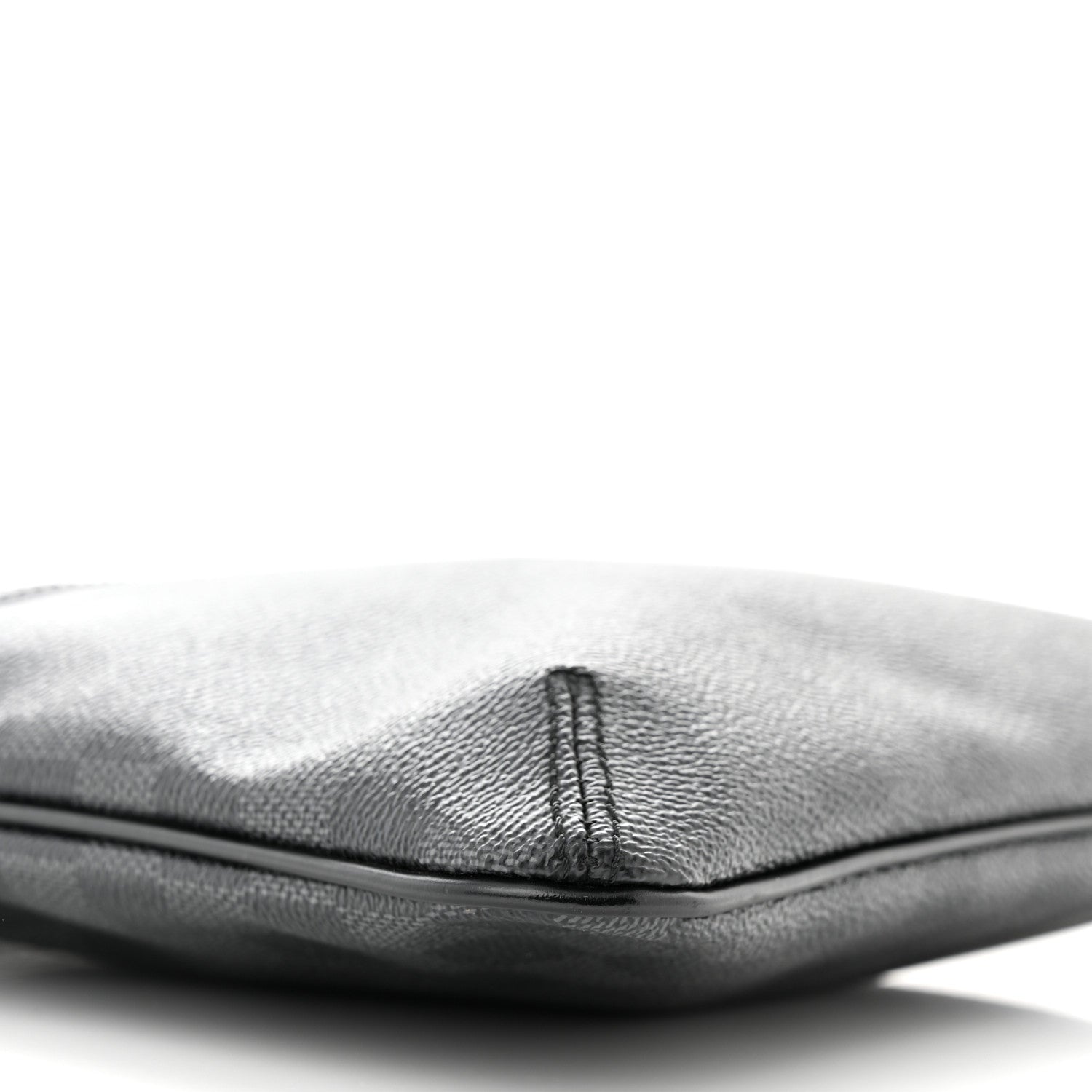 Louis Vuitton Damier Graphite Thomas 9 of 10