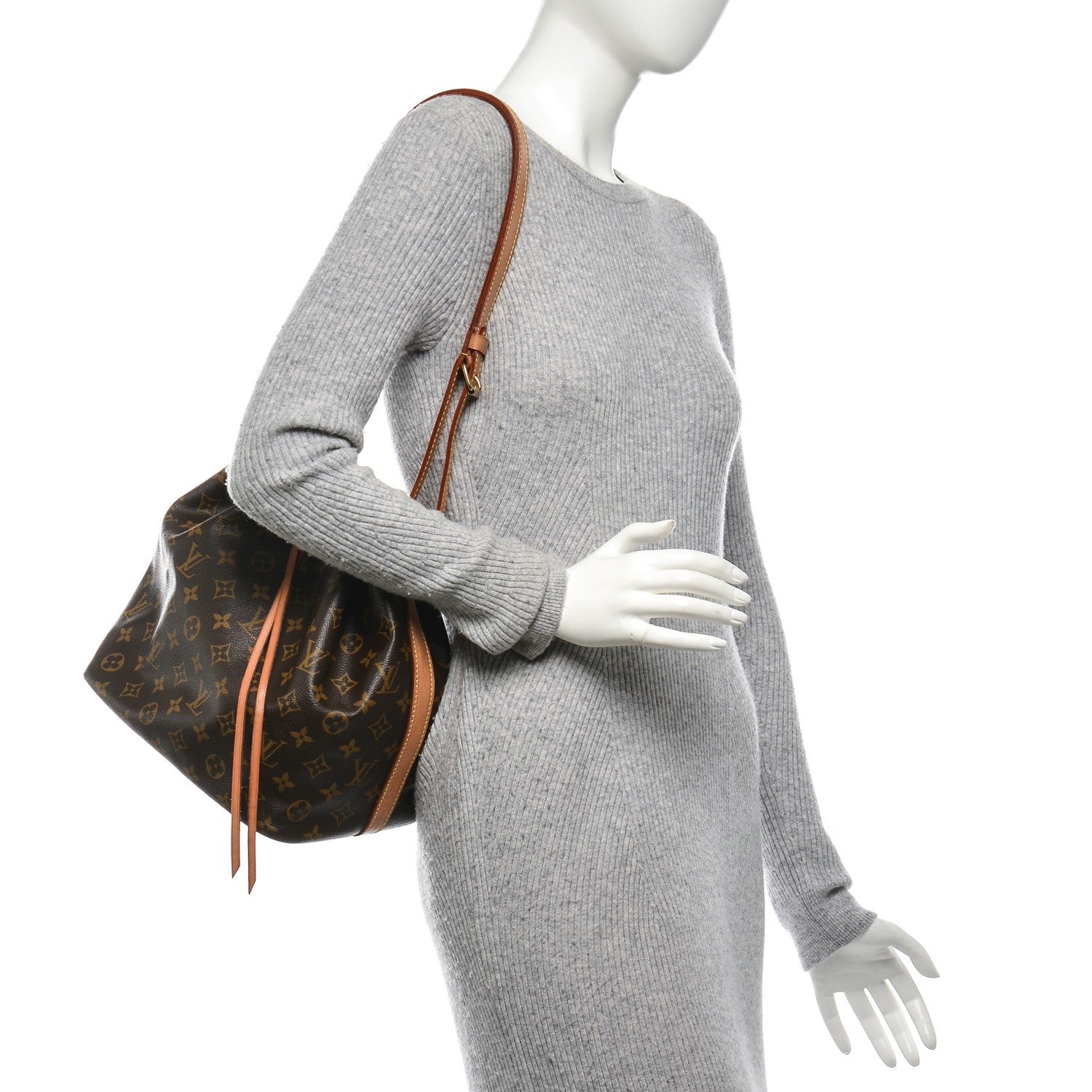 Louis Vuitton Monogram Petit Noe 2 of 11