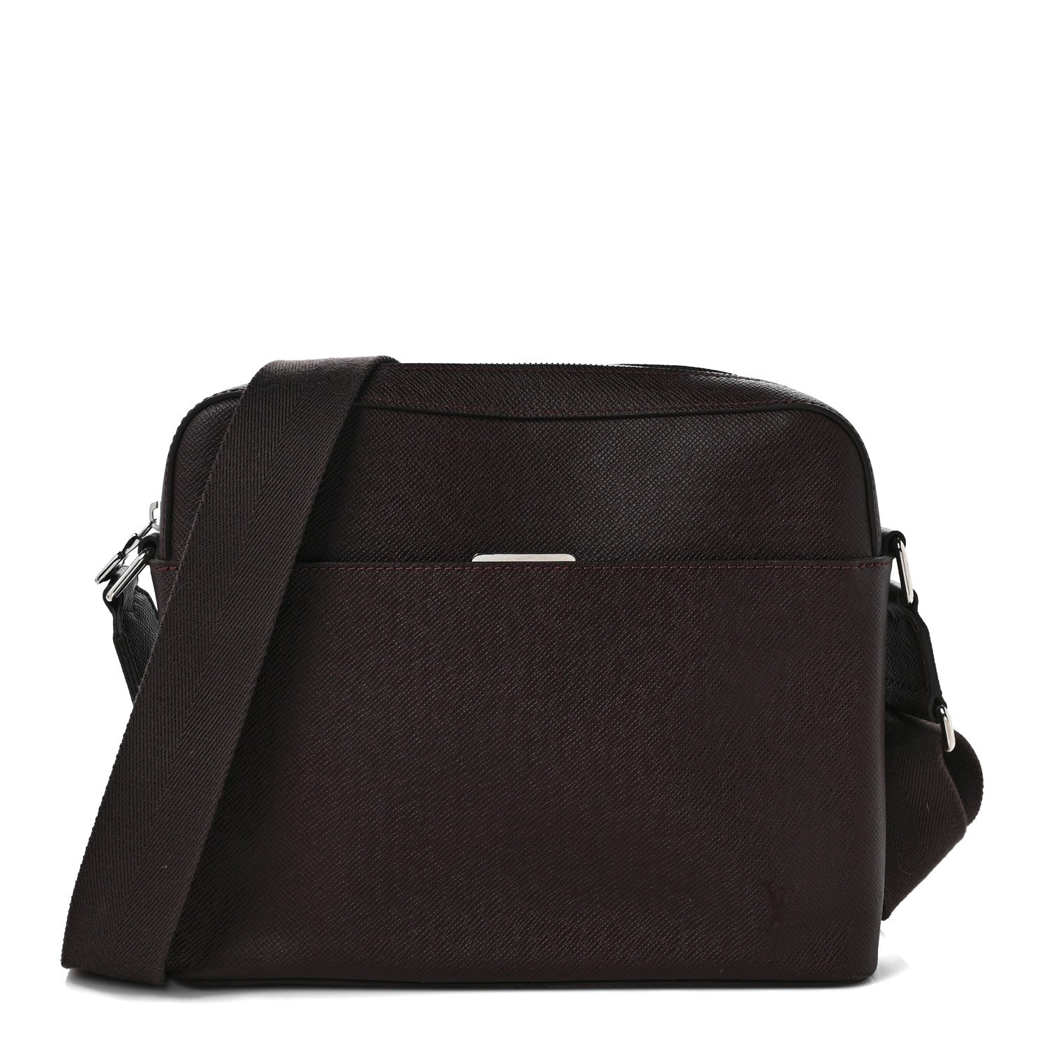 Louis Vuitton Taiga Anton Messenger PM Acajou 1109771 – FASHIONPHILE