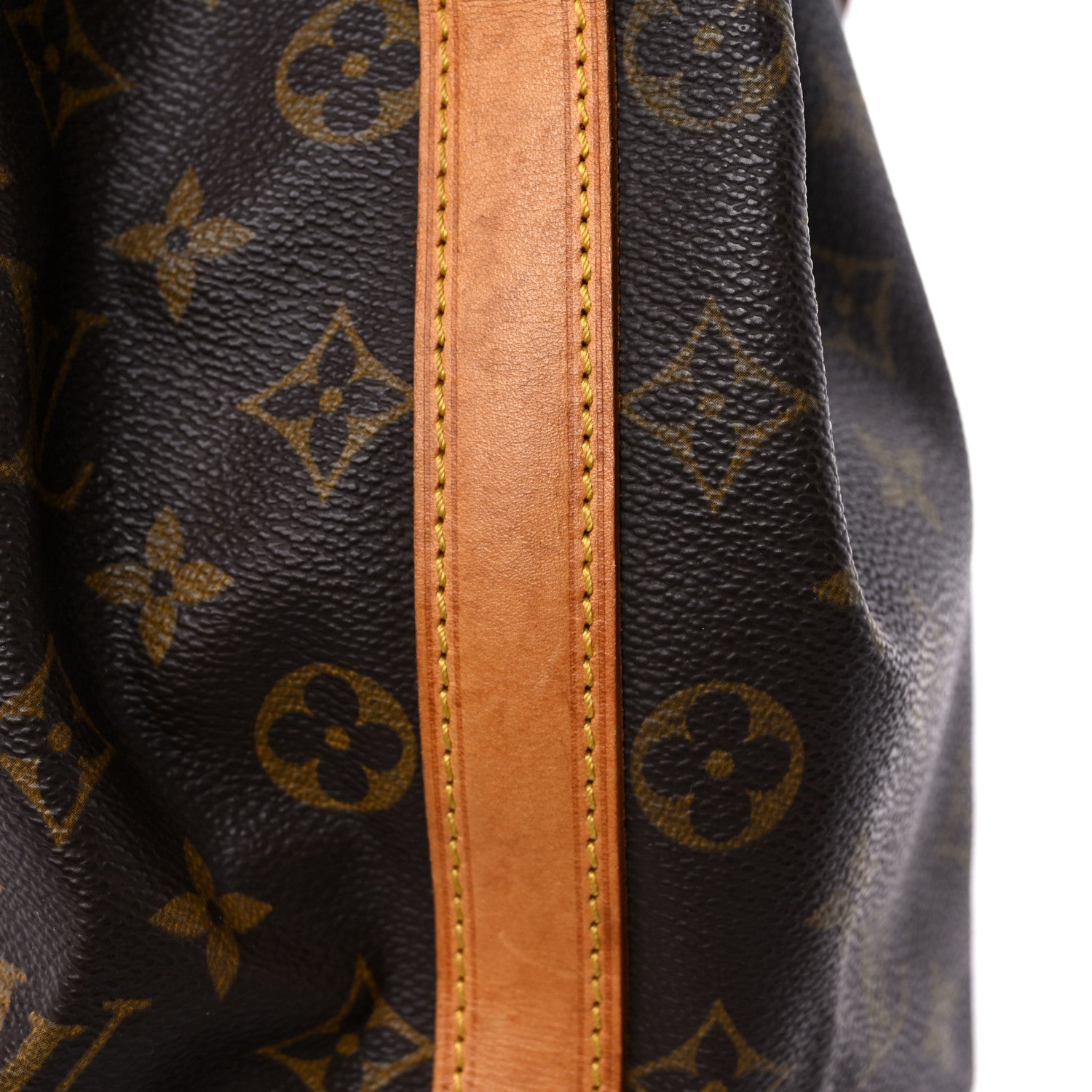 Louis Vuitton Monogram Petit Noe 19 of 25