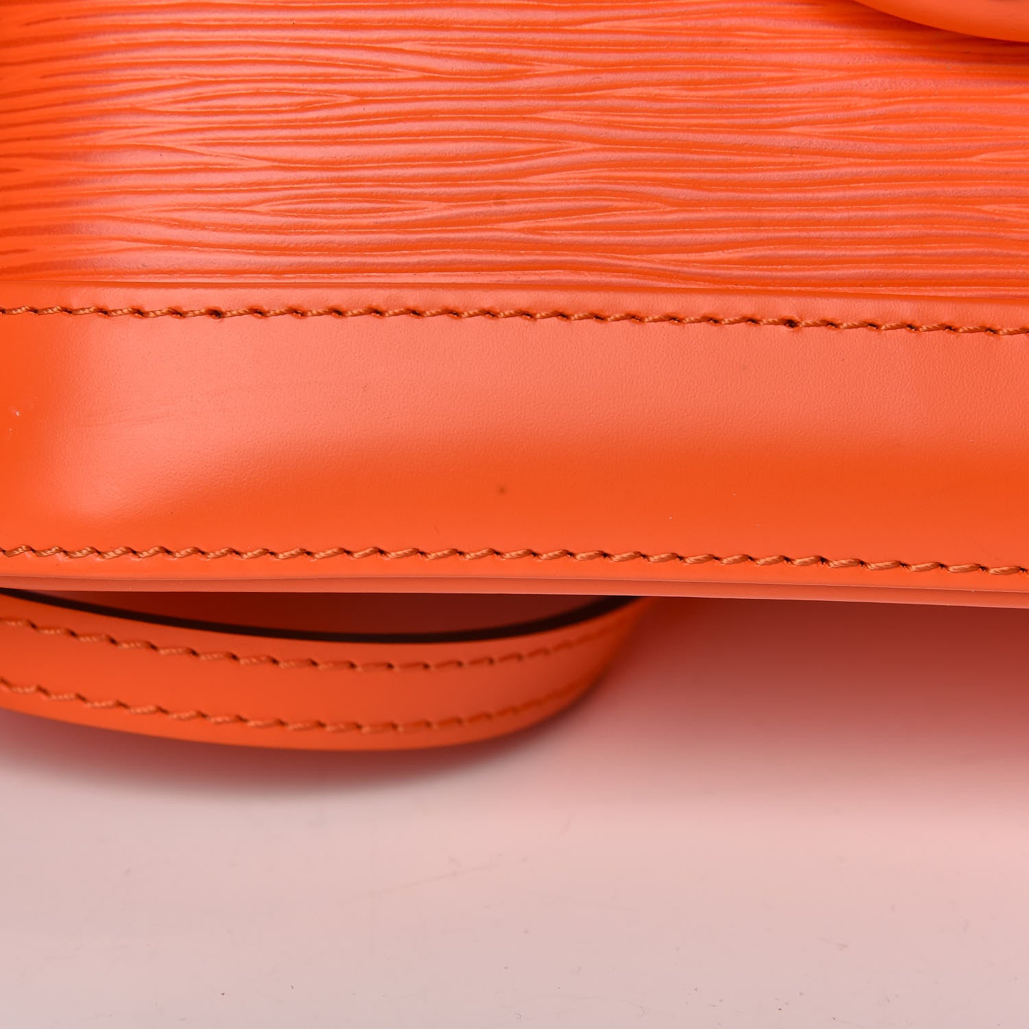 Louis Vuitton Epi Alma BB Sunrise 9 of 10