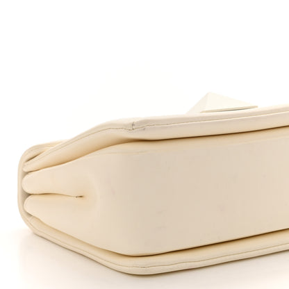 Valentino Garavani Nappa Lacquer Monochrome One Stud Chain Clutch Ivory 8 of 11