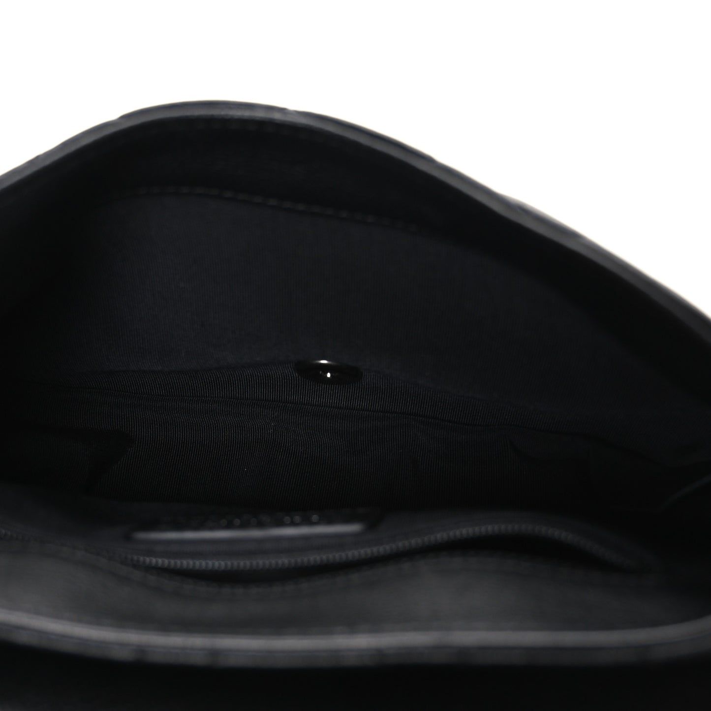 Calfskin Quilted Casual Pocket Messenger Flap Black