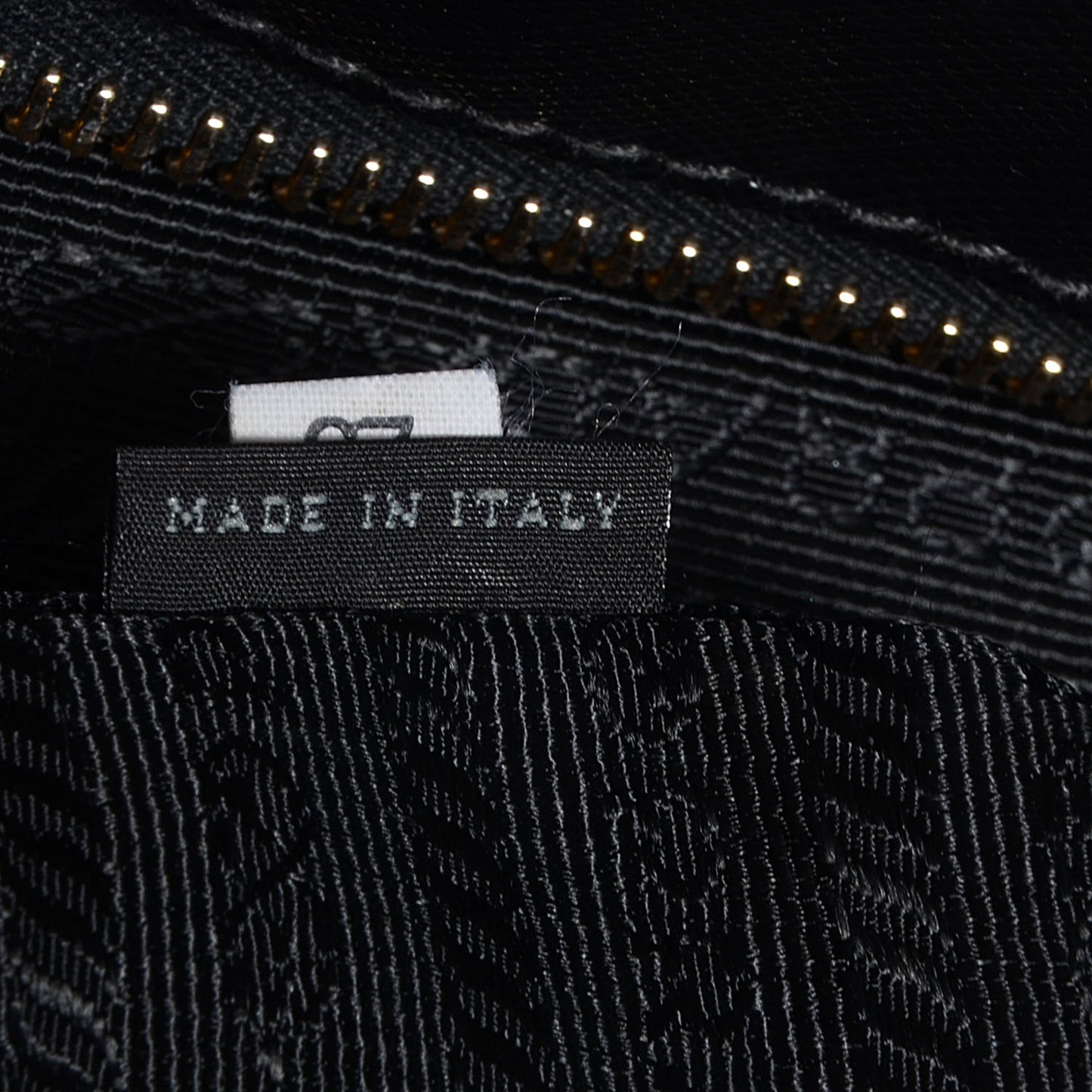Saffiano Lux Large Top Handle Open Tote Nero Black