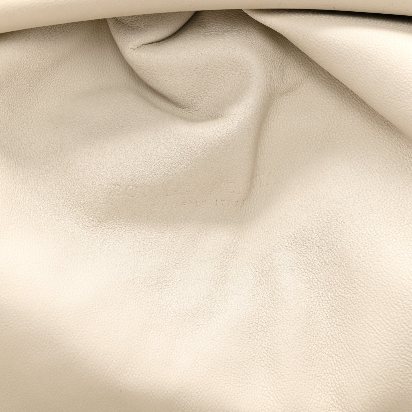 Nappa Maxi Intrecciato The Pouch Oversized Clutch Plaster