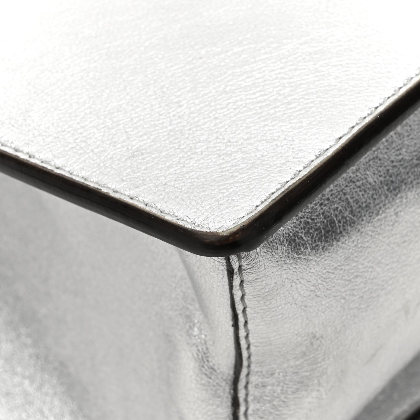 Vitello Catalan Mirror F is Fendi Small Kan U Shoulder Bag Argento