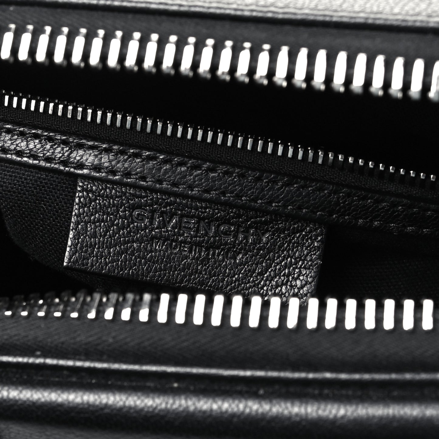 Sugar Goatskin Small Antigona Black
