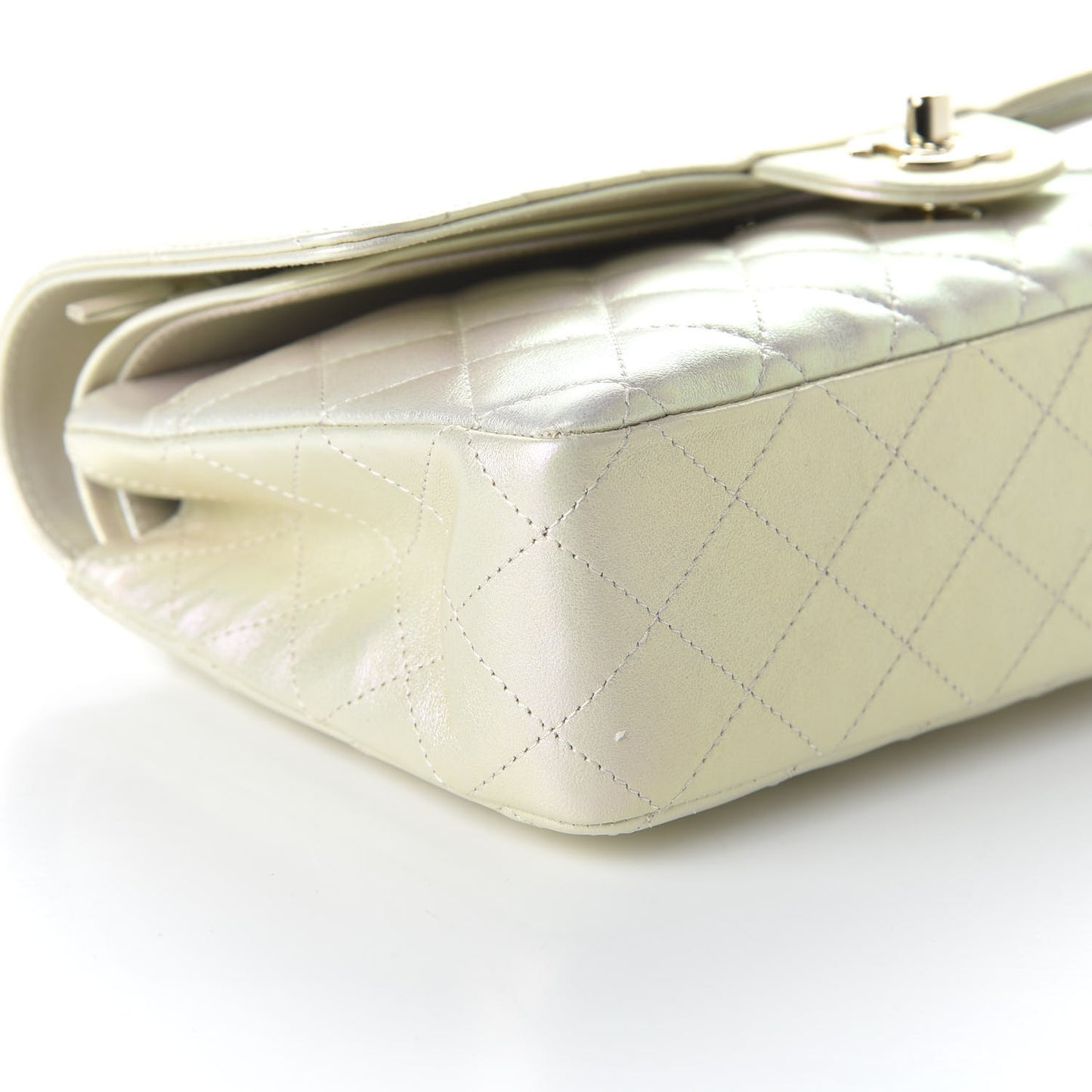 Iridescent Lambskin Quilted Medium Double Flap Ivory