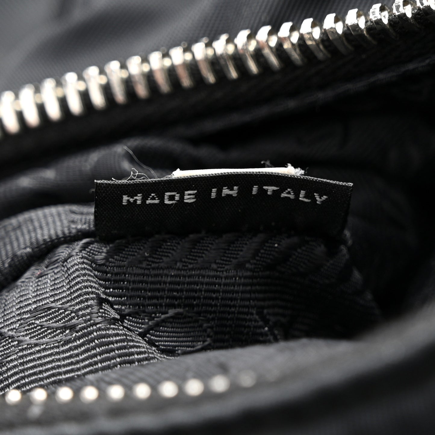 Nylon Re-Edition 2005 Shoulder Bag Black