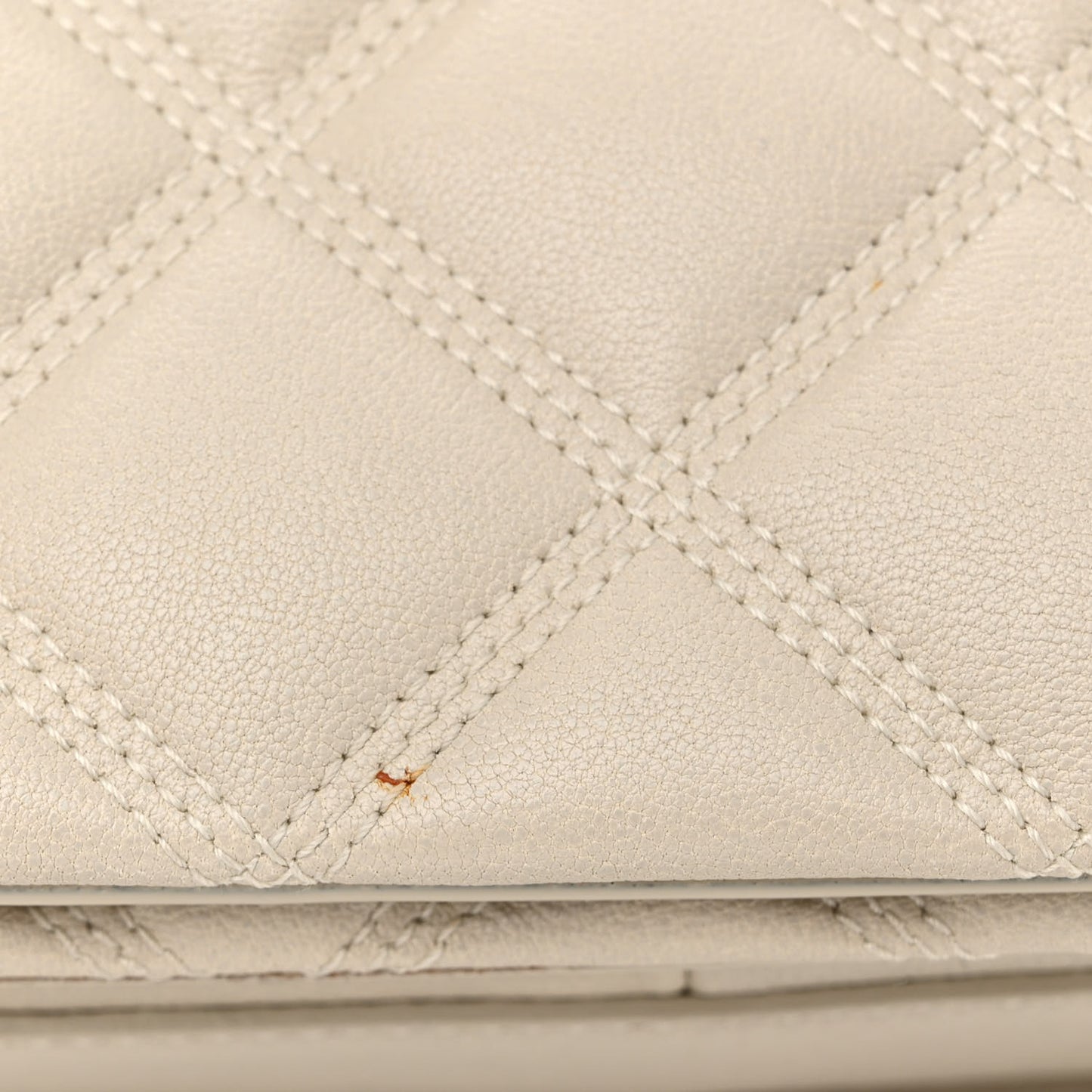 Lambskin Quilted Large Becky Chain Bag Crema Soft
