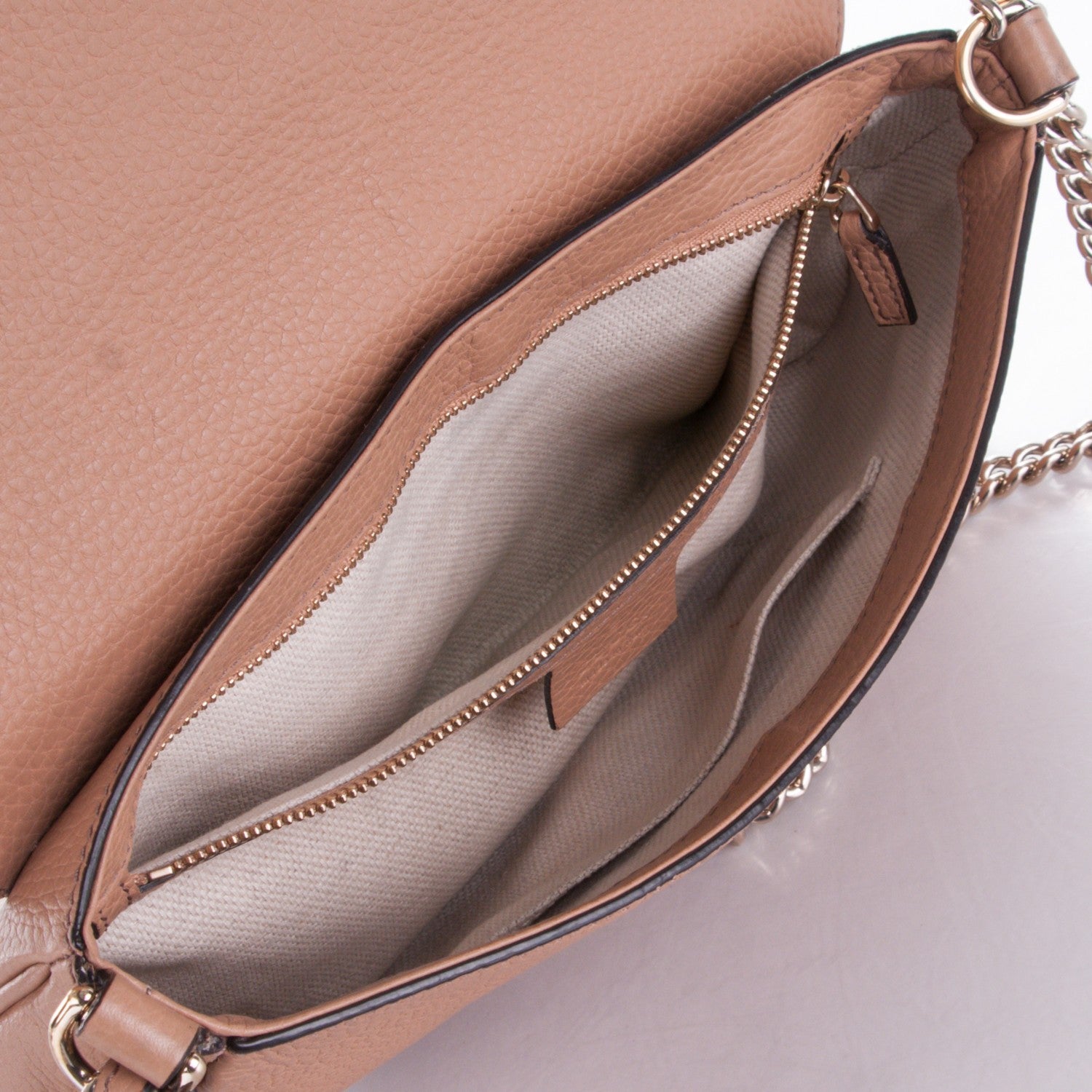 Gucci Pebbled Calfskin Medium Soho Flap Crossbody Camelia 7 of 7