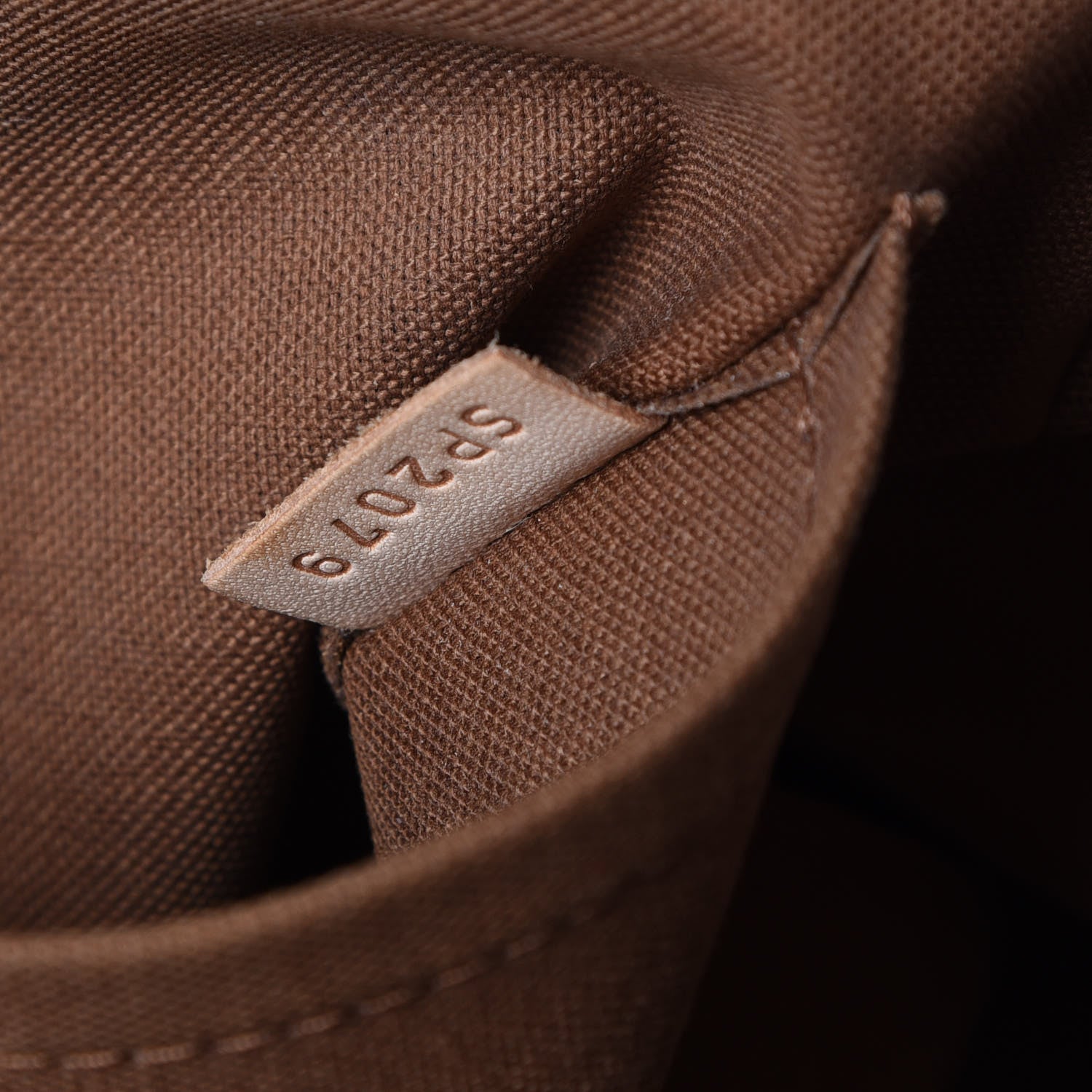 Louis Vuitton Monogram Tivoli GM 9 of 10