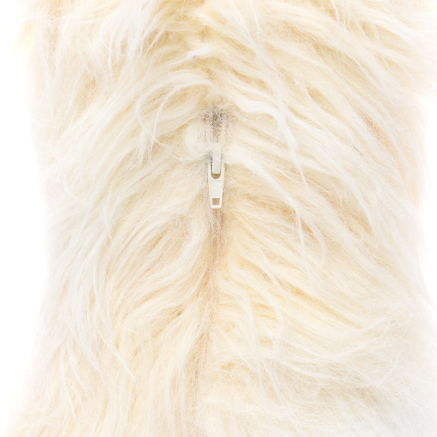 Fantasy Fur Icicle Heel Mukluks Boots 40 Ecru