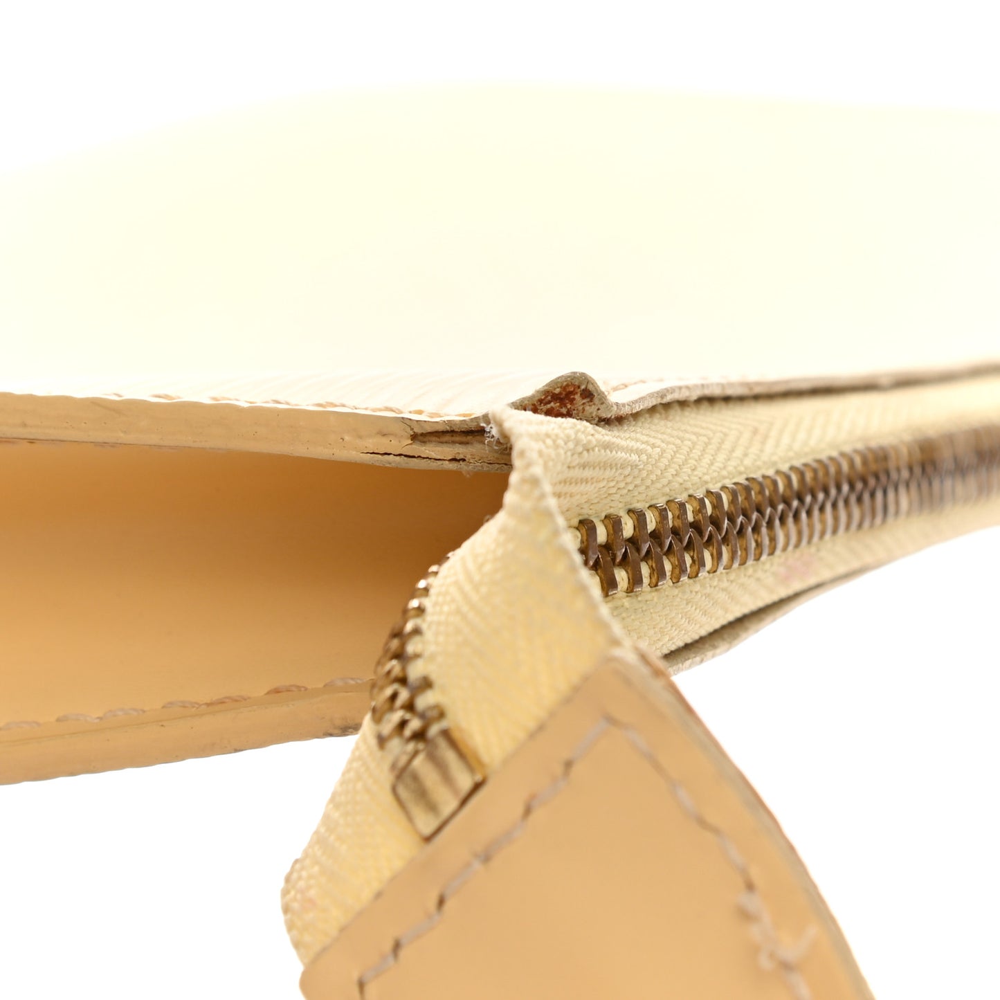 Epi Pochette Accessories 24 Vanilla