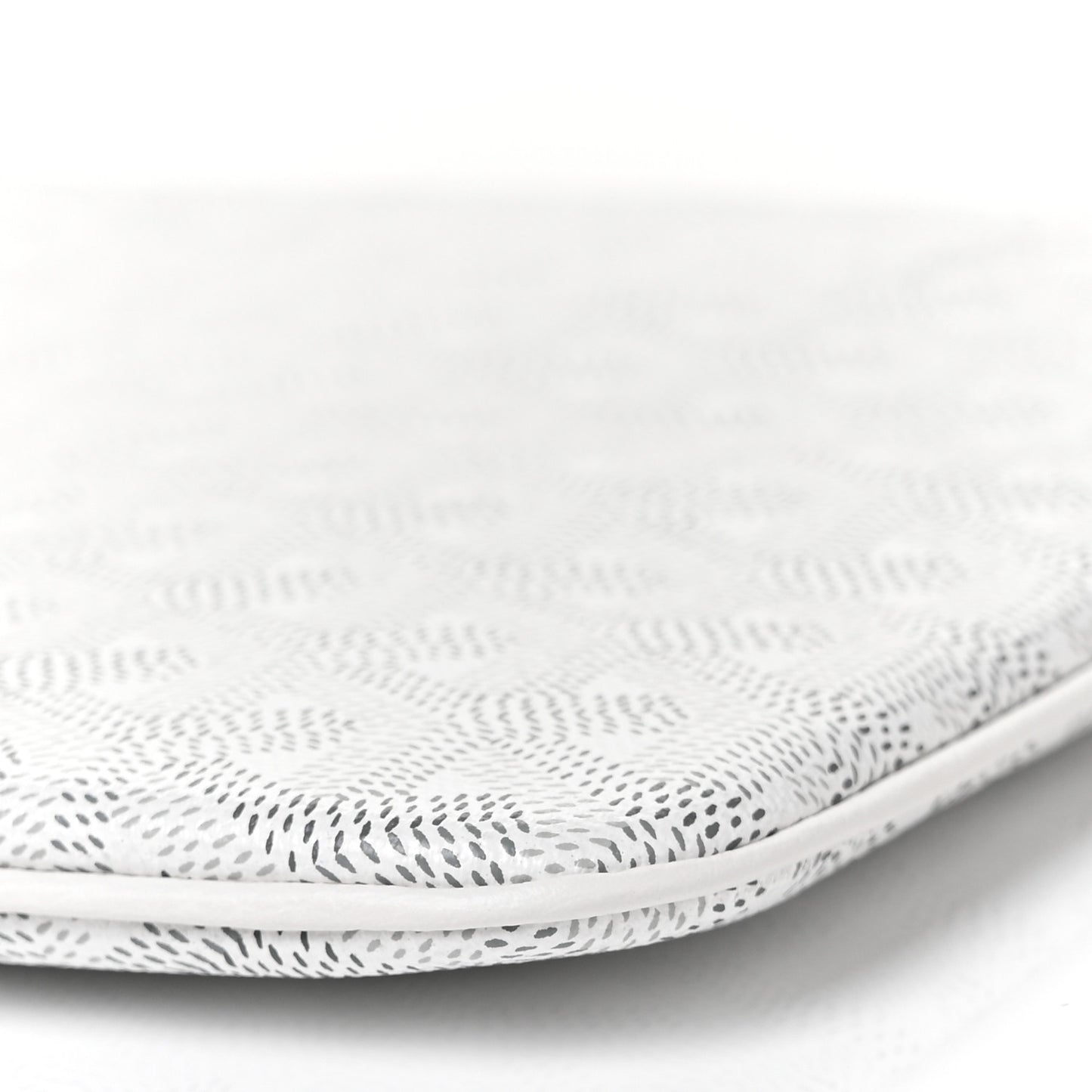 Goyardine Senat Pochette MM White