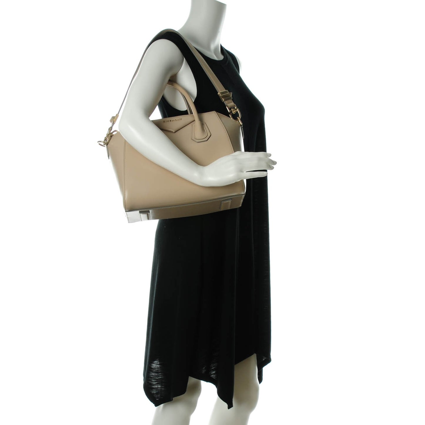 Smooth Calfskin Small Antigona Sand