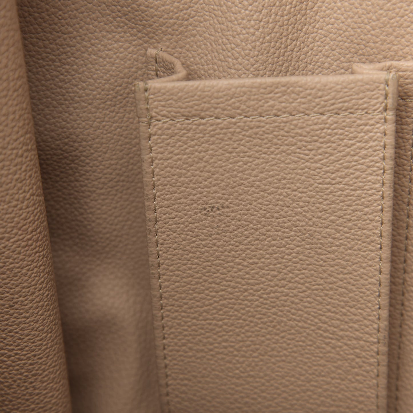 Monogram Sac Plat