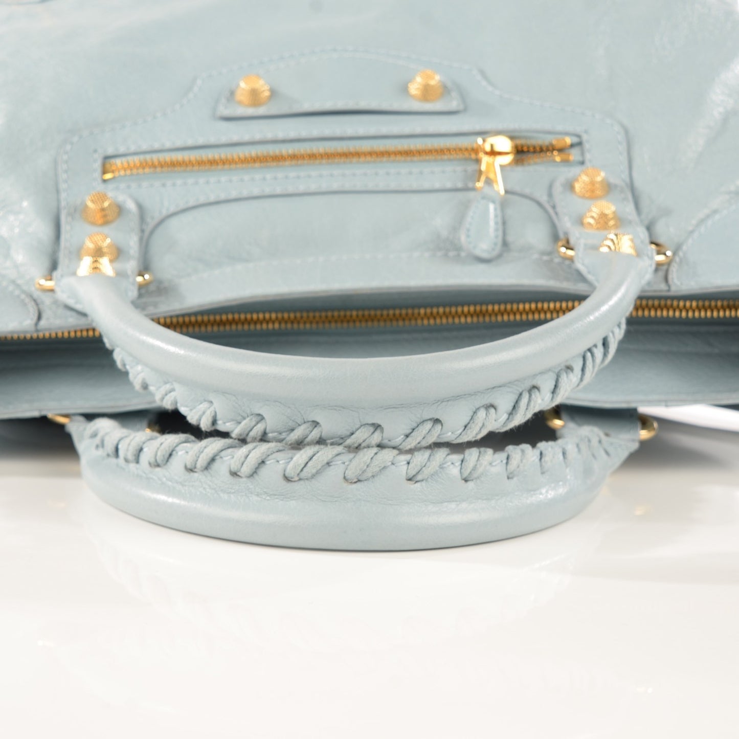 Agneau Giant 12 Gold Hardware Velo Bleu Opaline