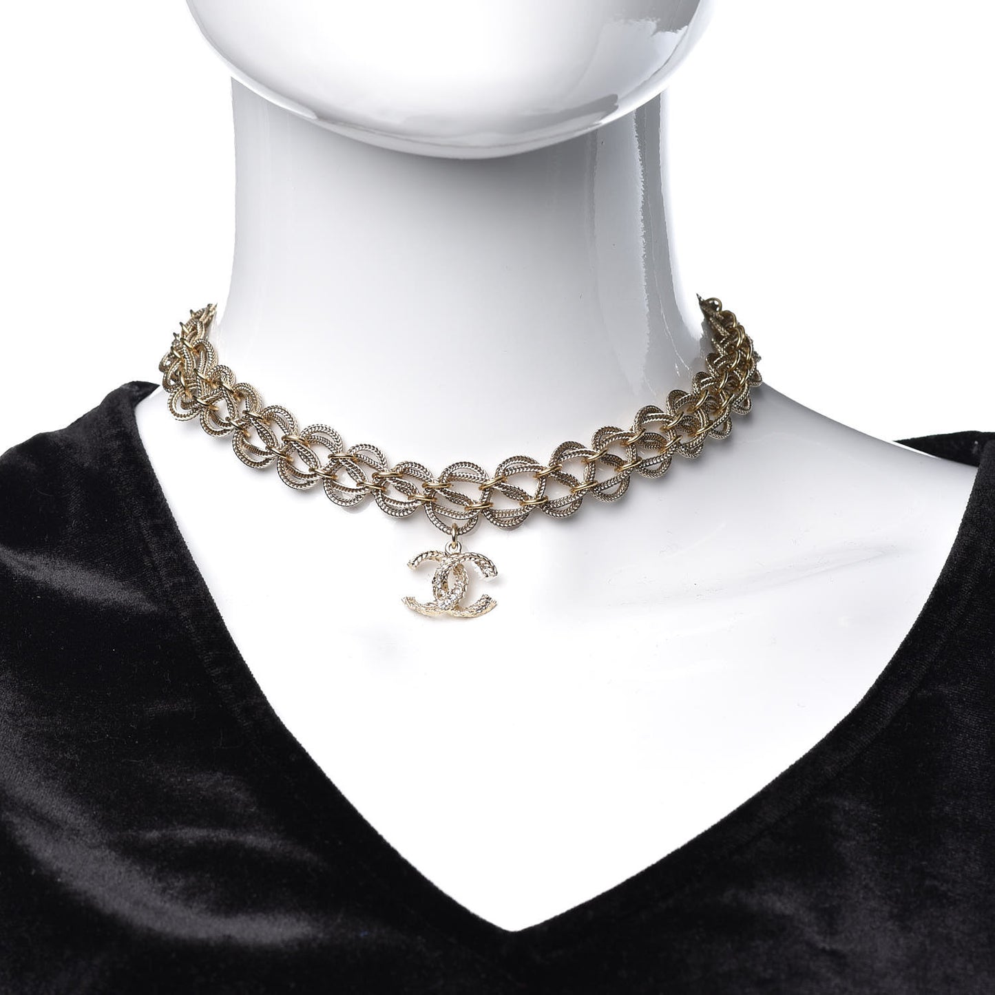 Chain Link CC Choker Necklace Gold