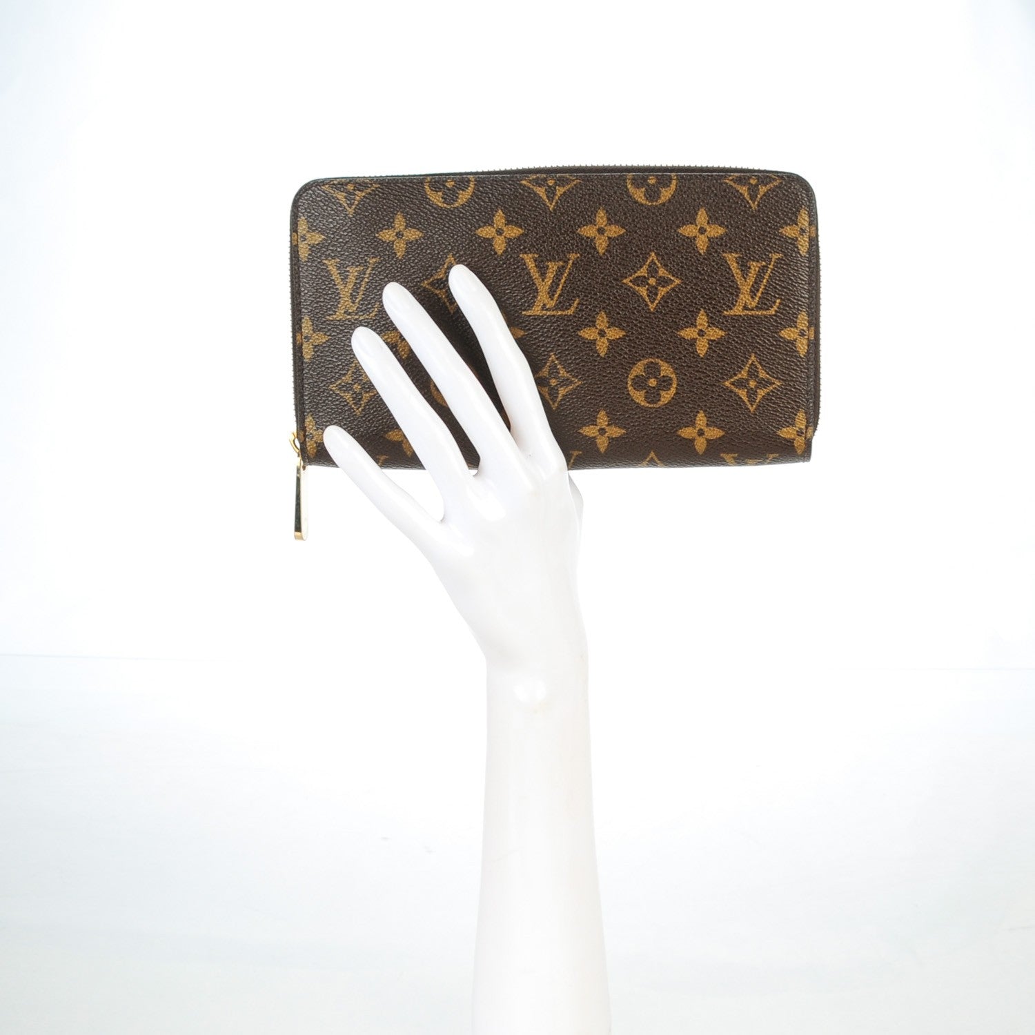 Louis Vuitton Monogram Zippy Organizer Wallet 2 of 9