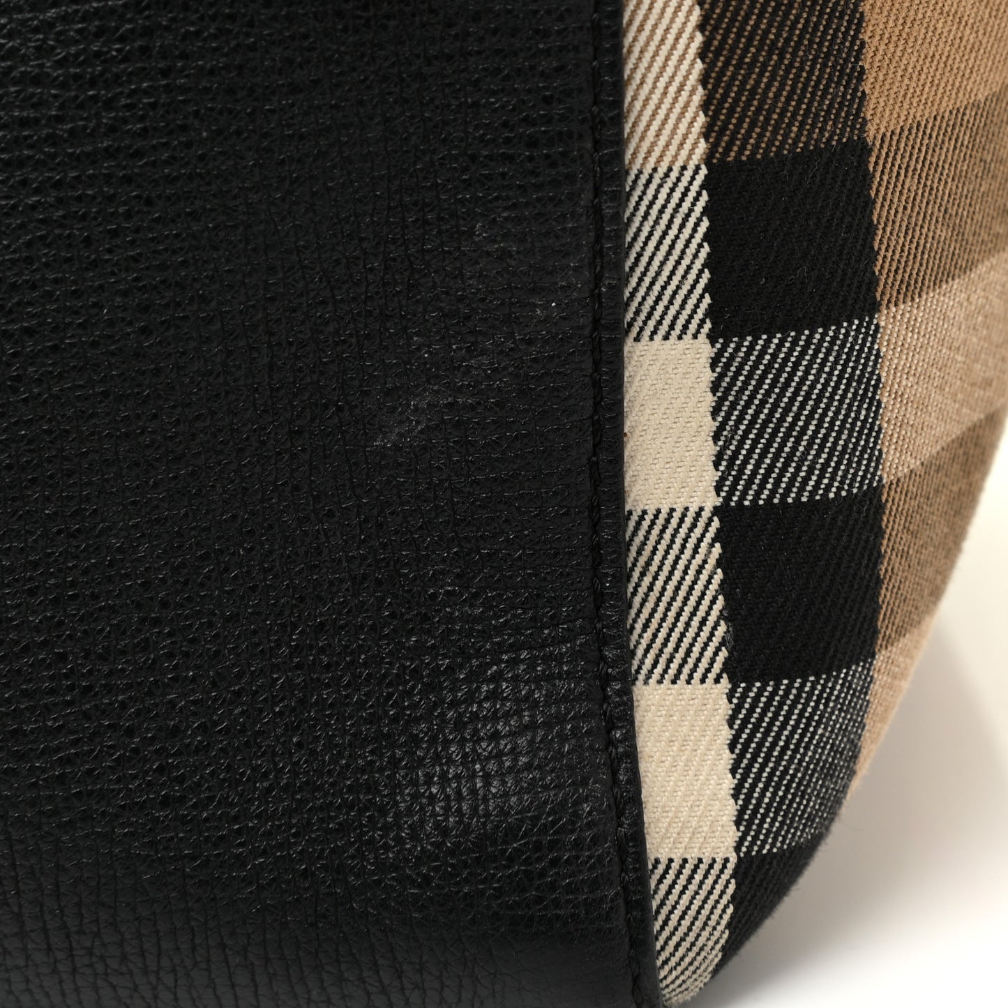 Grainy Calfskin House Check Small Canterbury Black